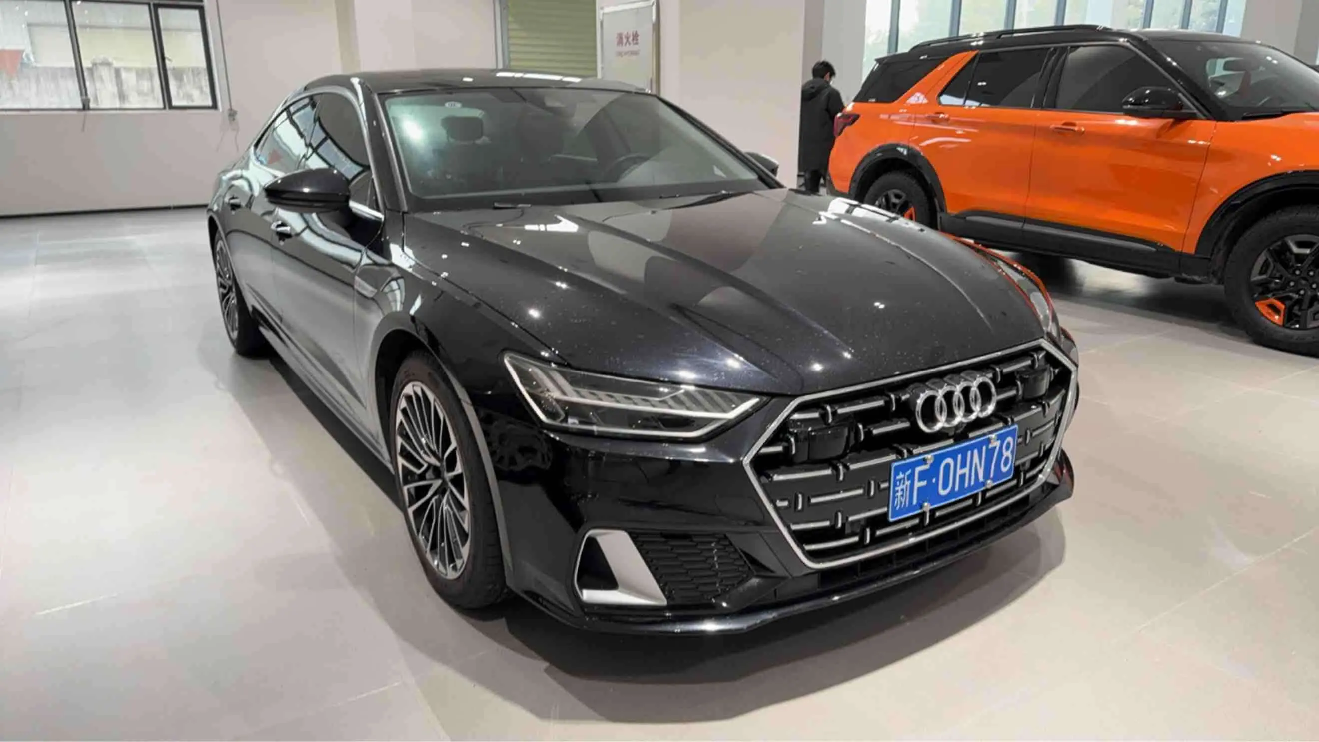 Audi A7L