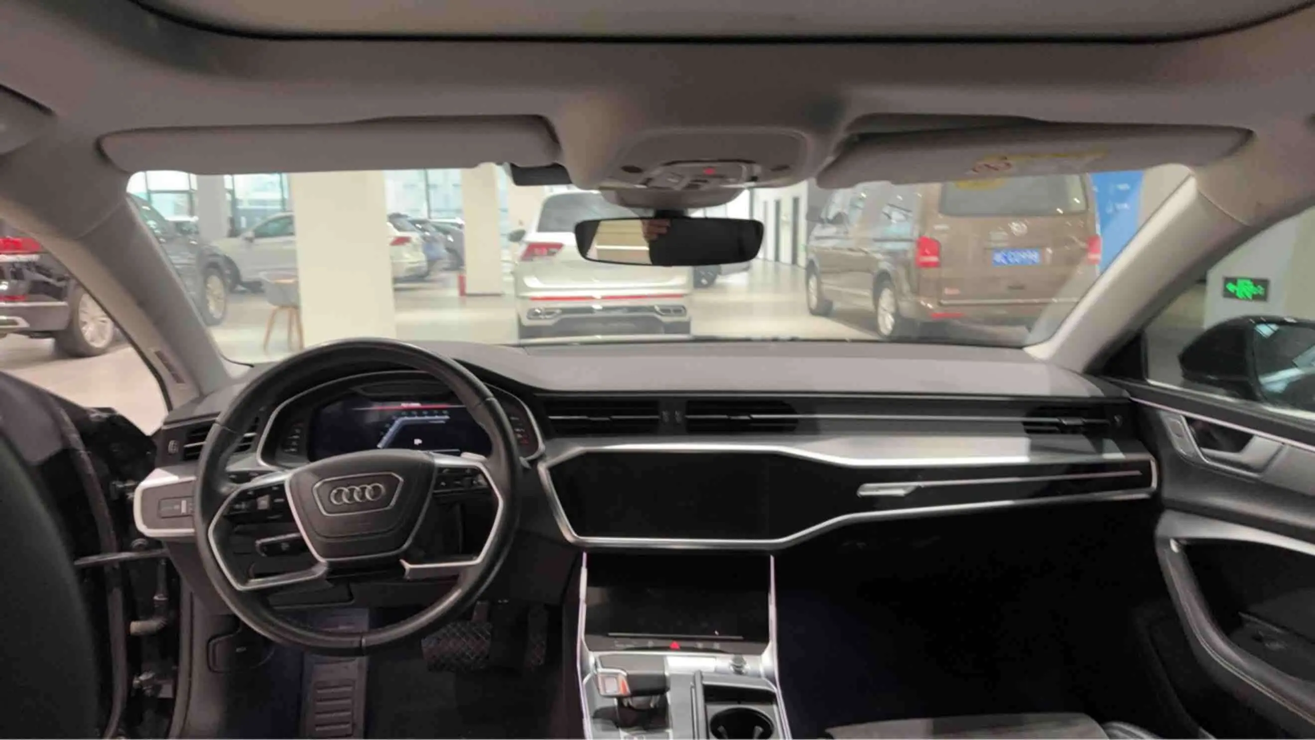Audi A7L