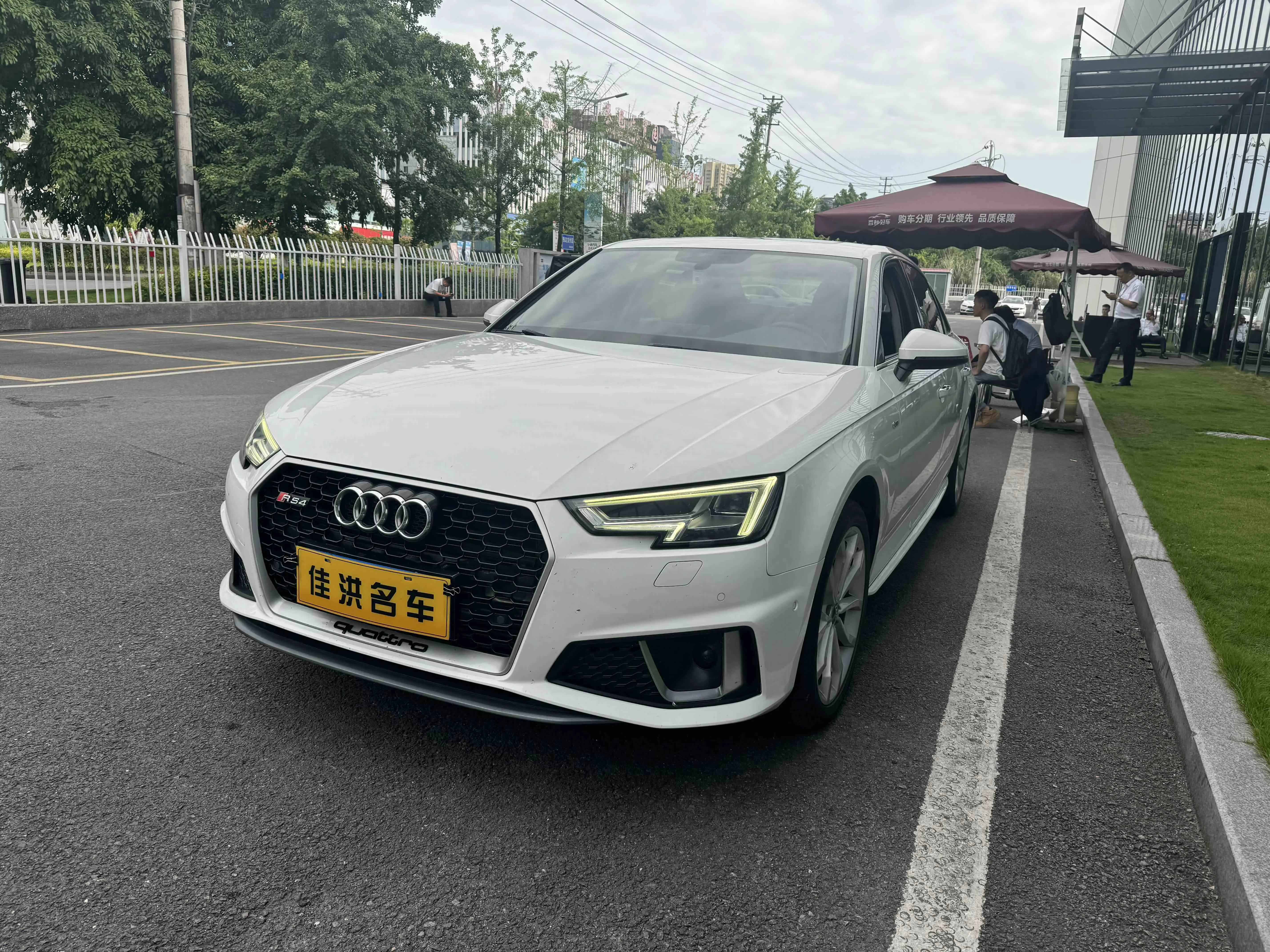 Audi A4L