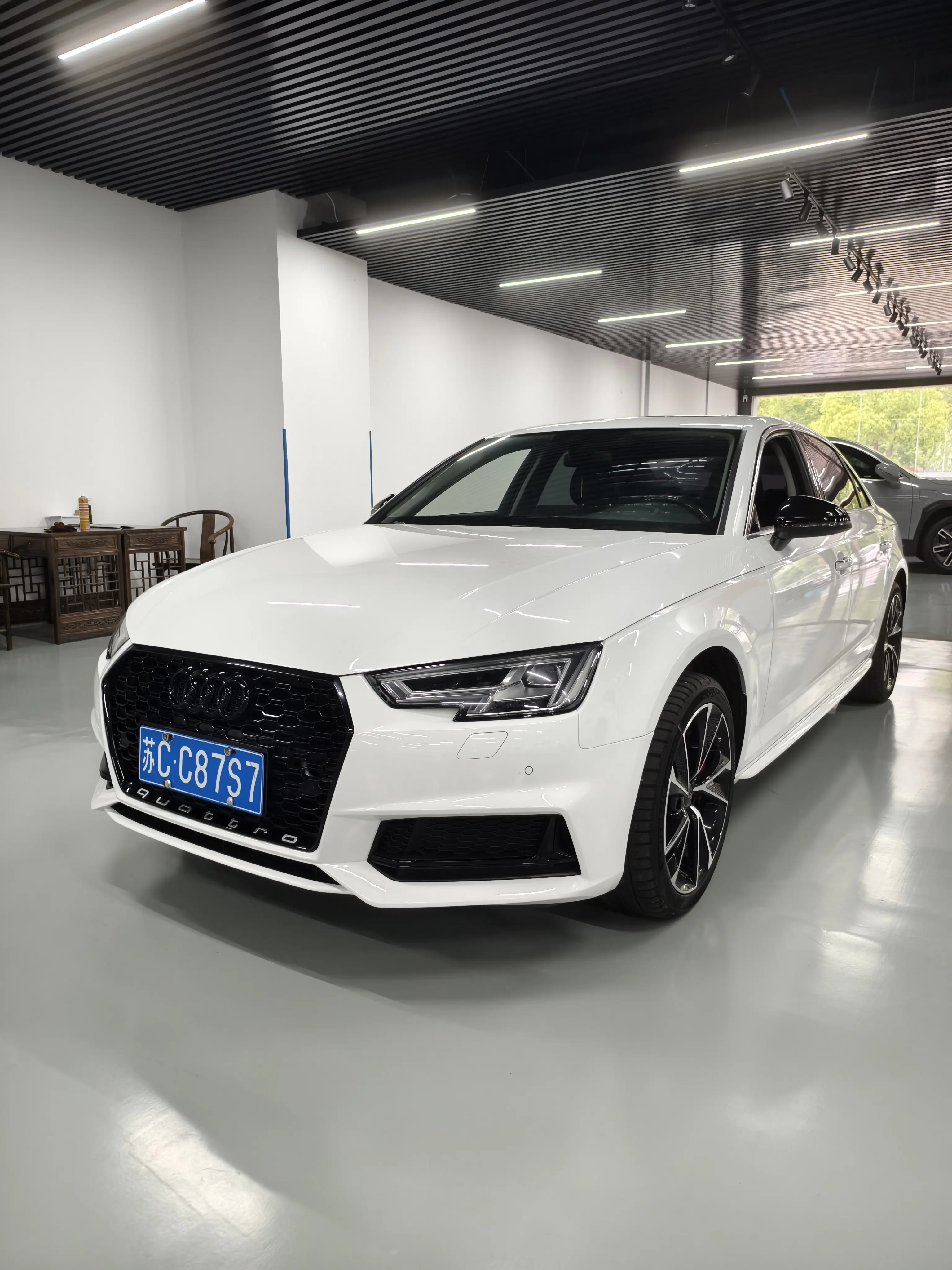 Audi A4L
