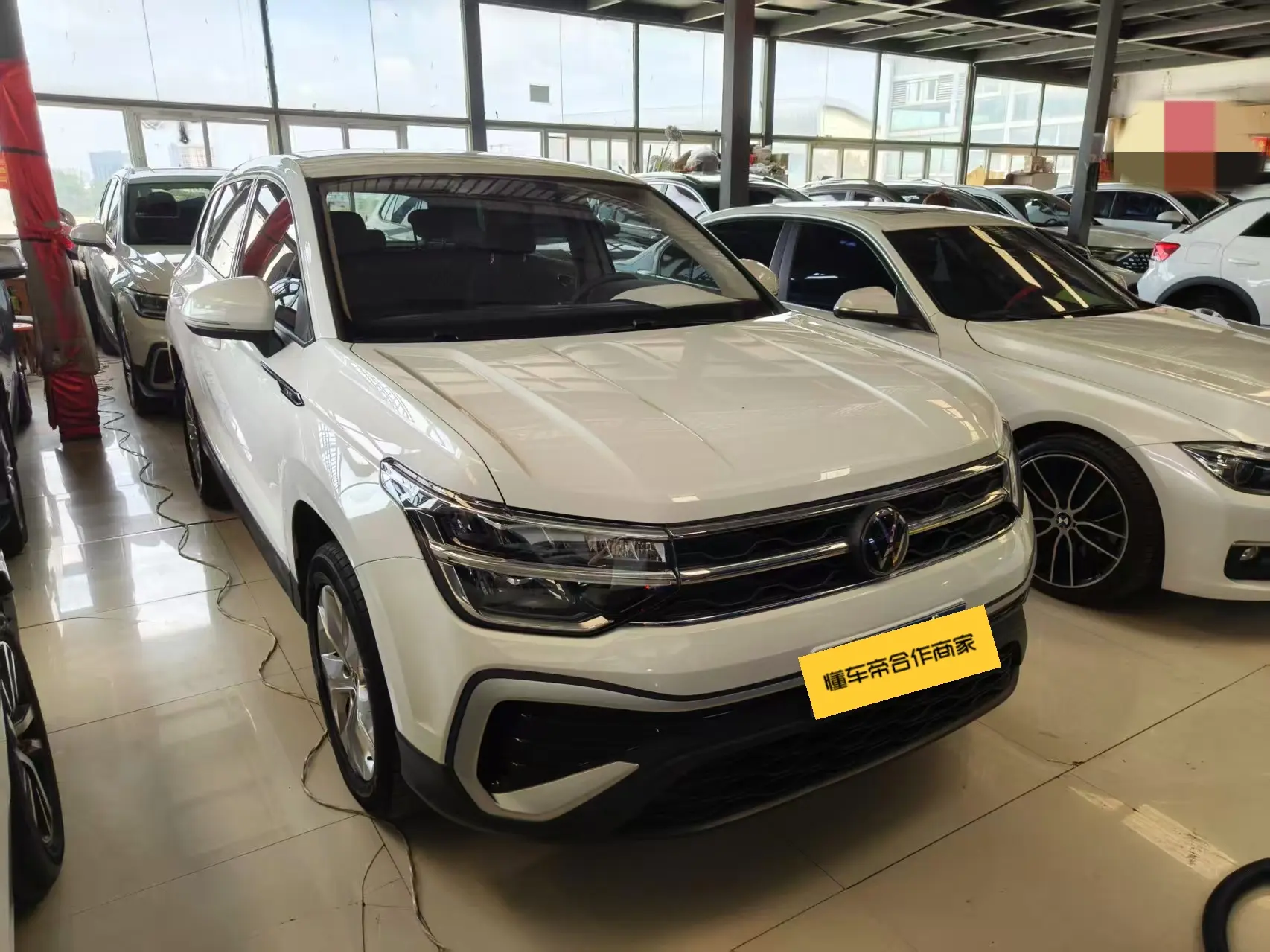 Volkswagen Tharu