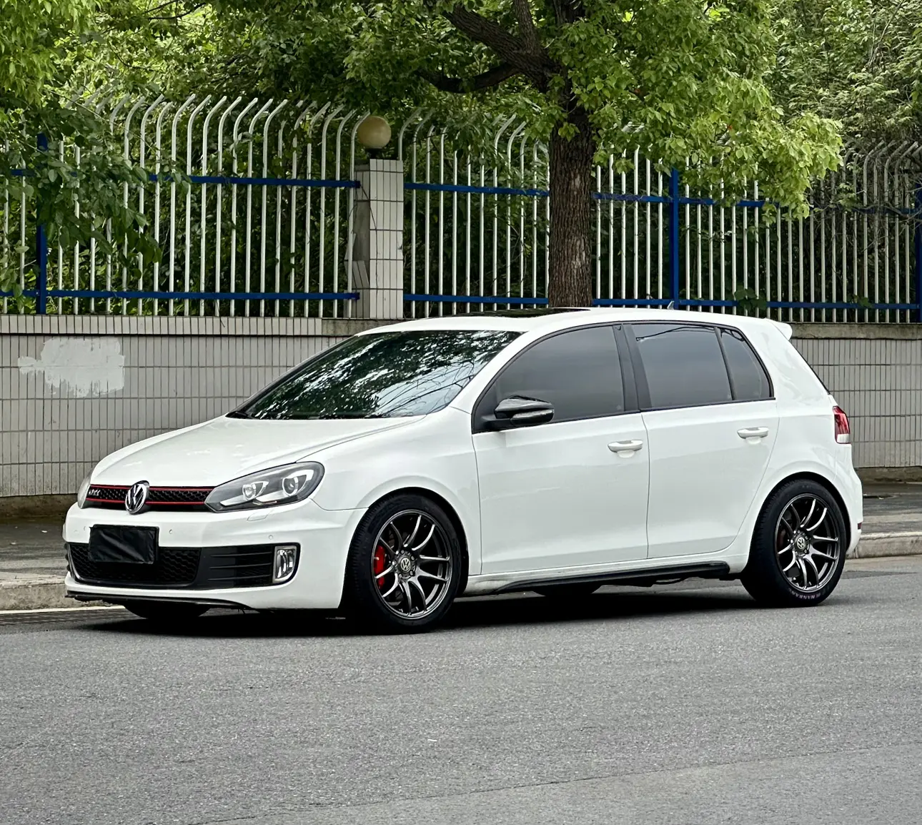 Volkswagen Golf GTI
