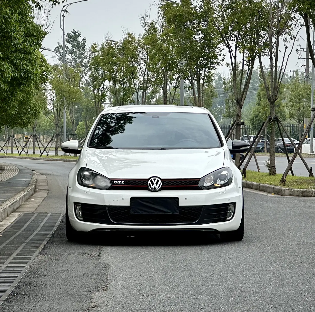 Volkswagen Golf GTI