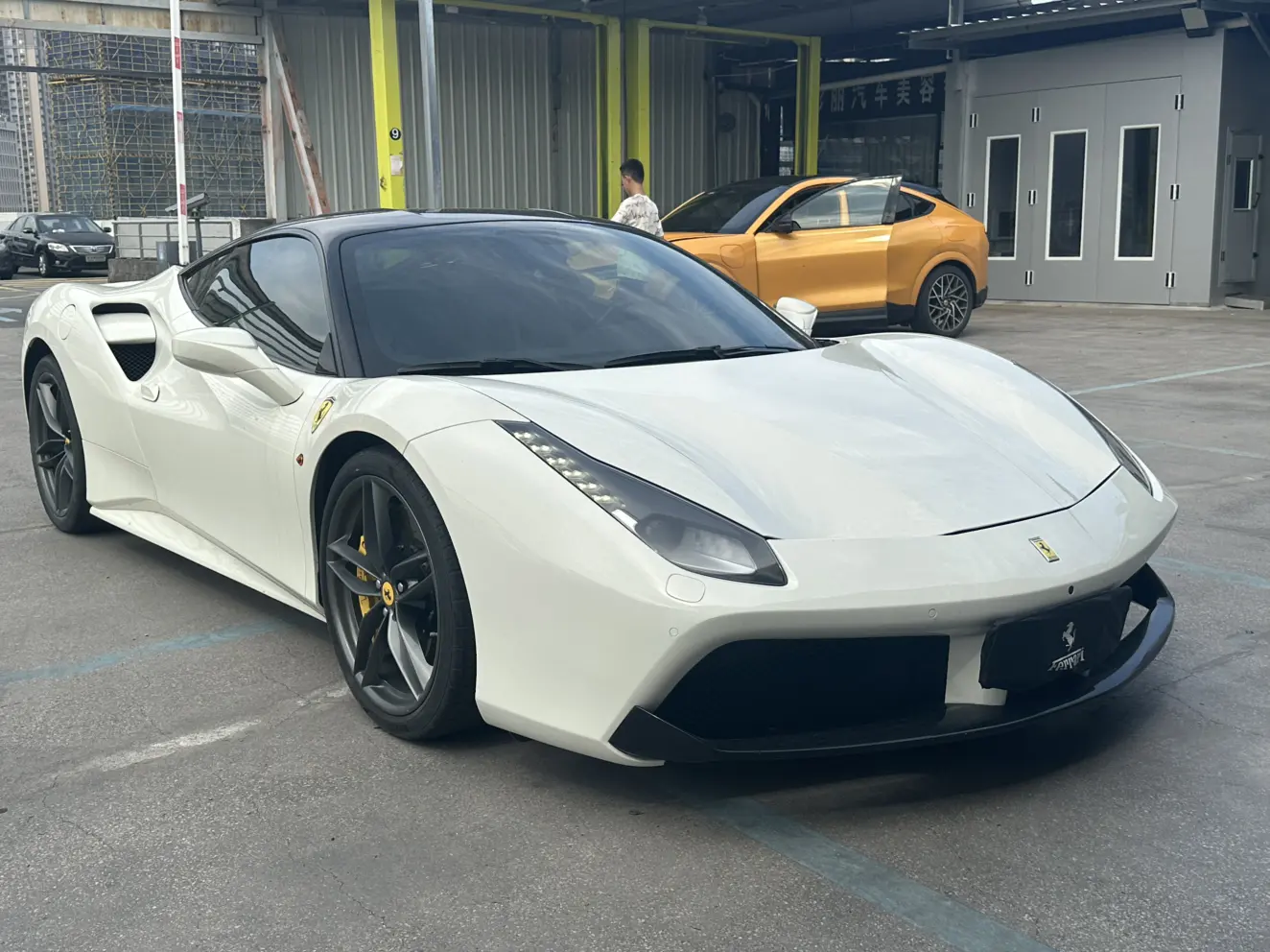 Ferrari 488