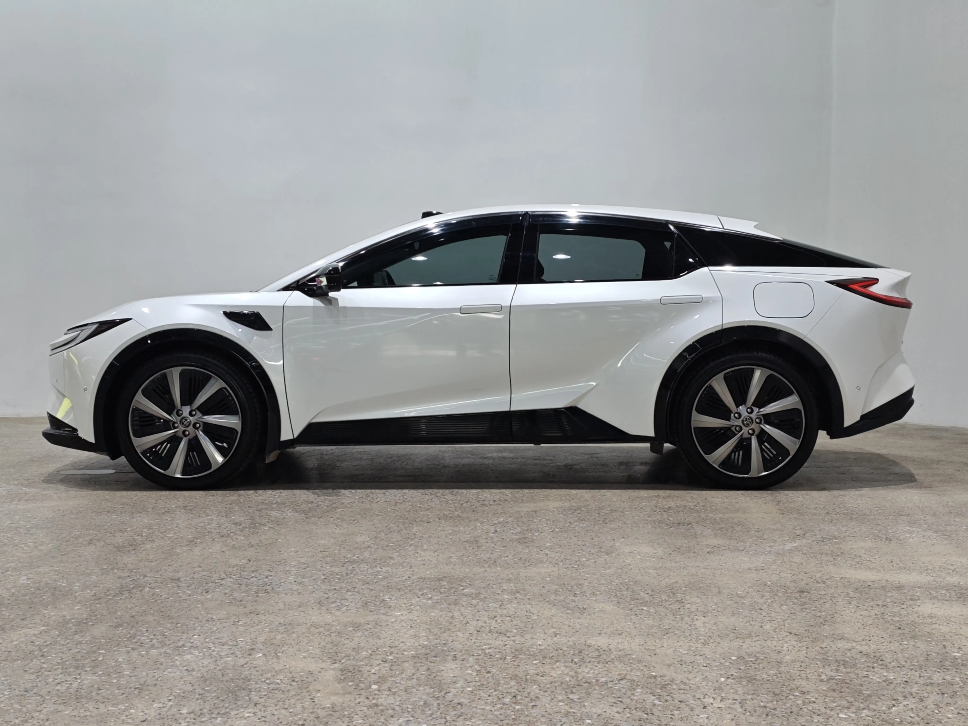 Toyota BZ