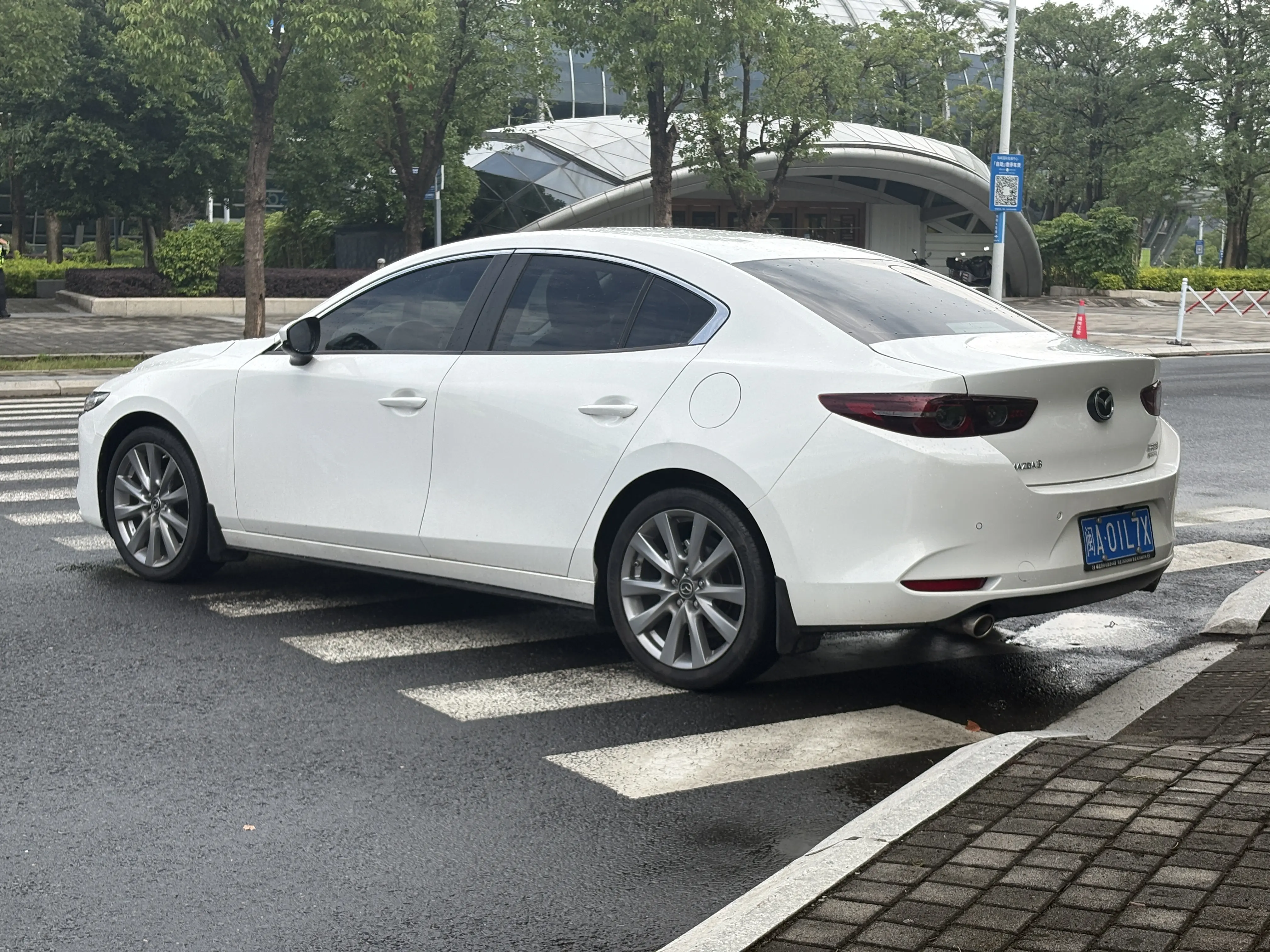 Mazda Axela