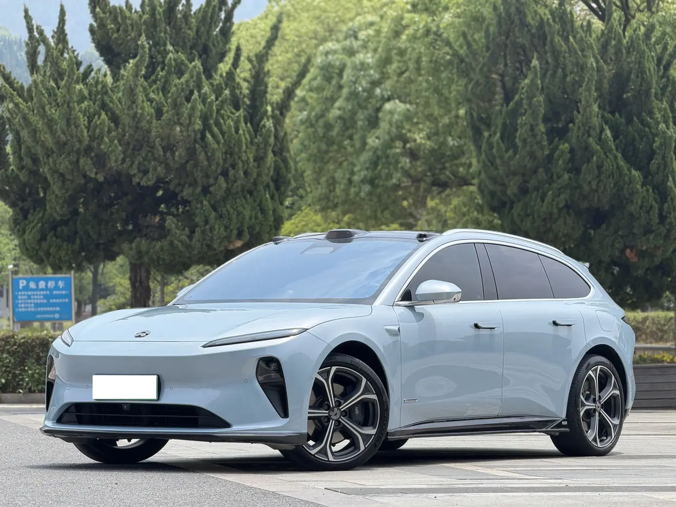 NIO ET5T