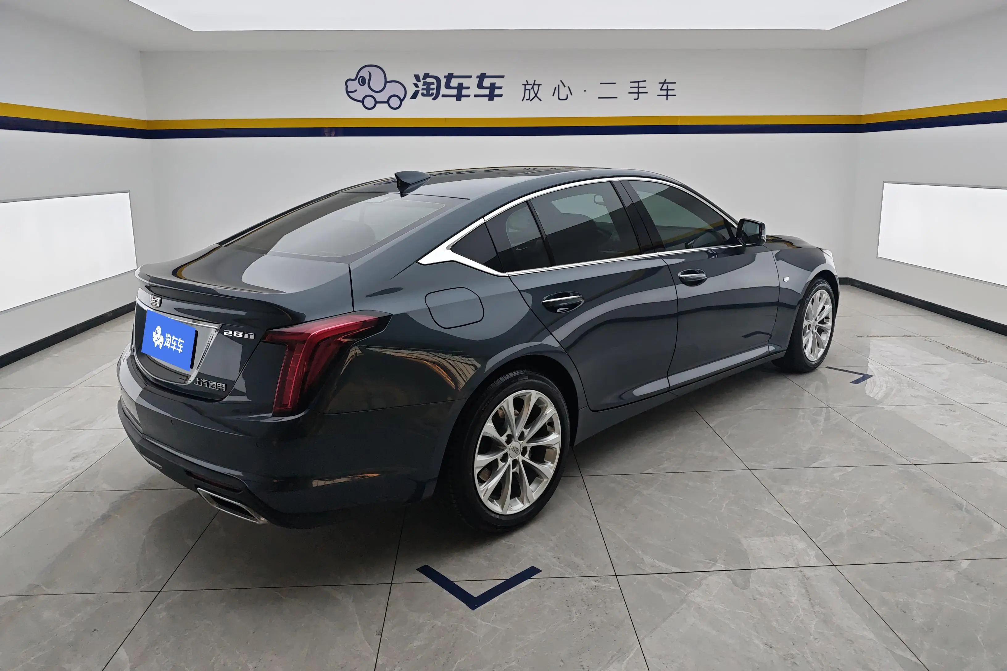 Cadillac CT5