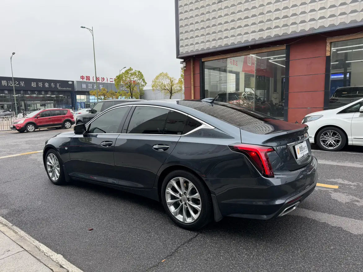 Cadillac CT5