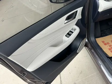 catalog-car-9