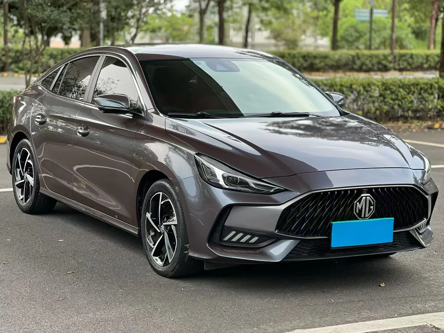 MG 5