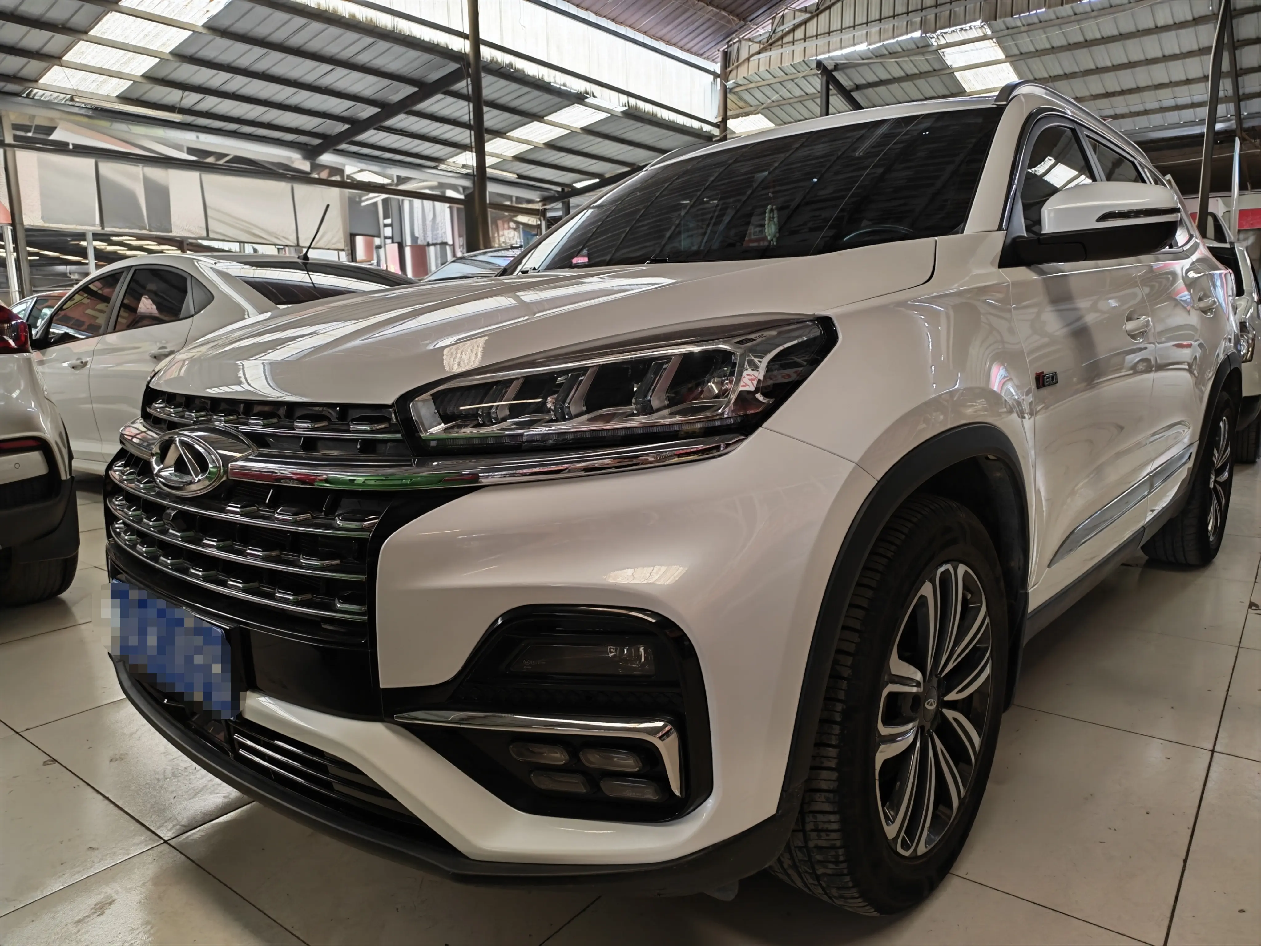 Chery Tiggo 8