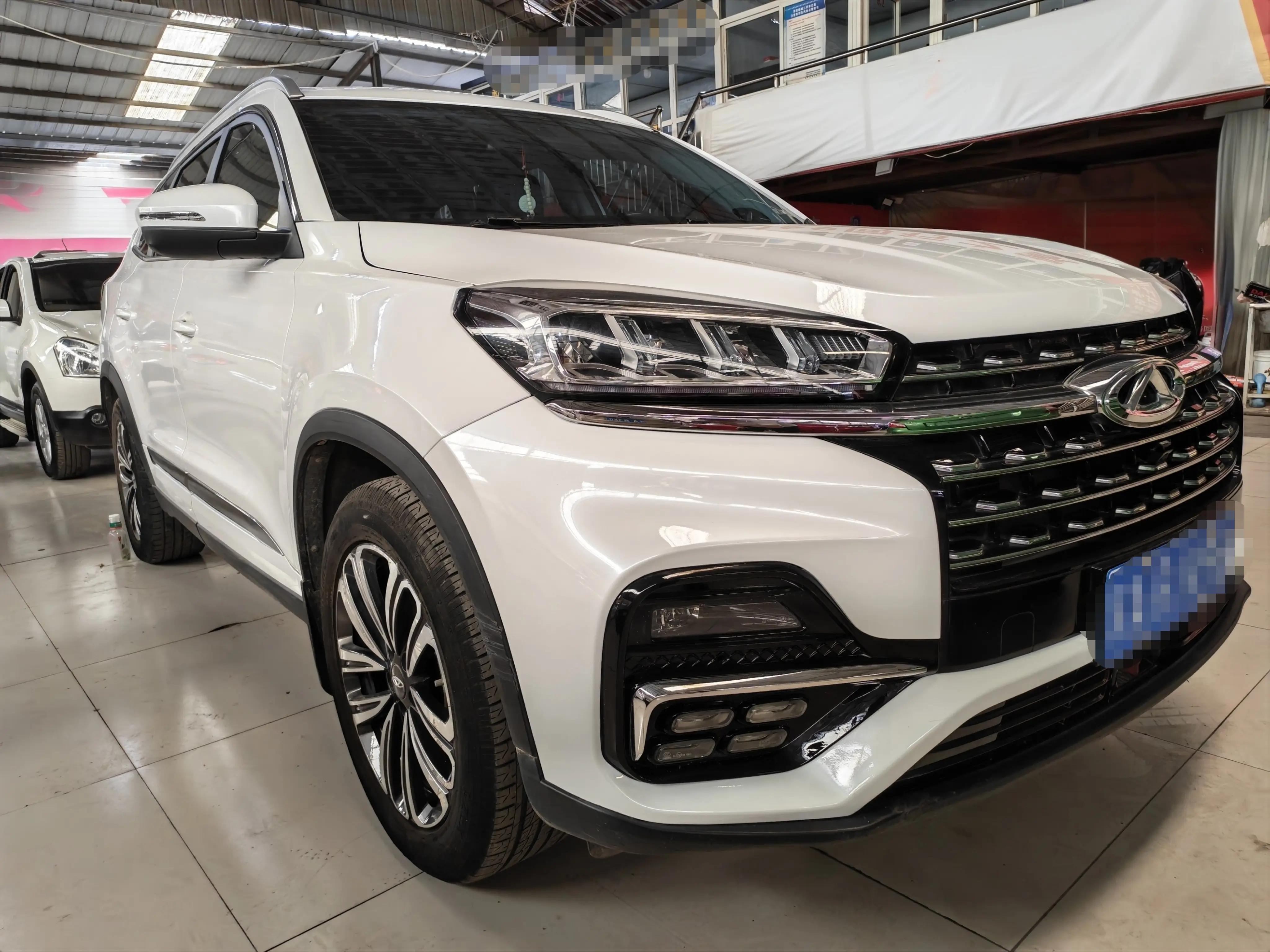 Chery Tiggo 8