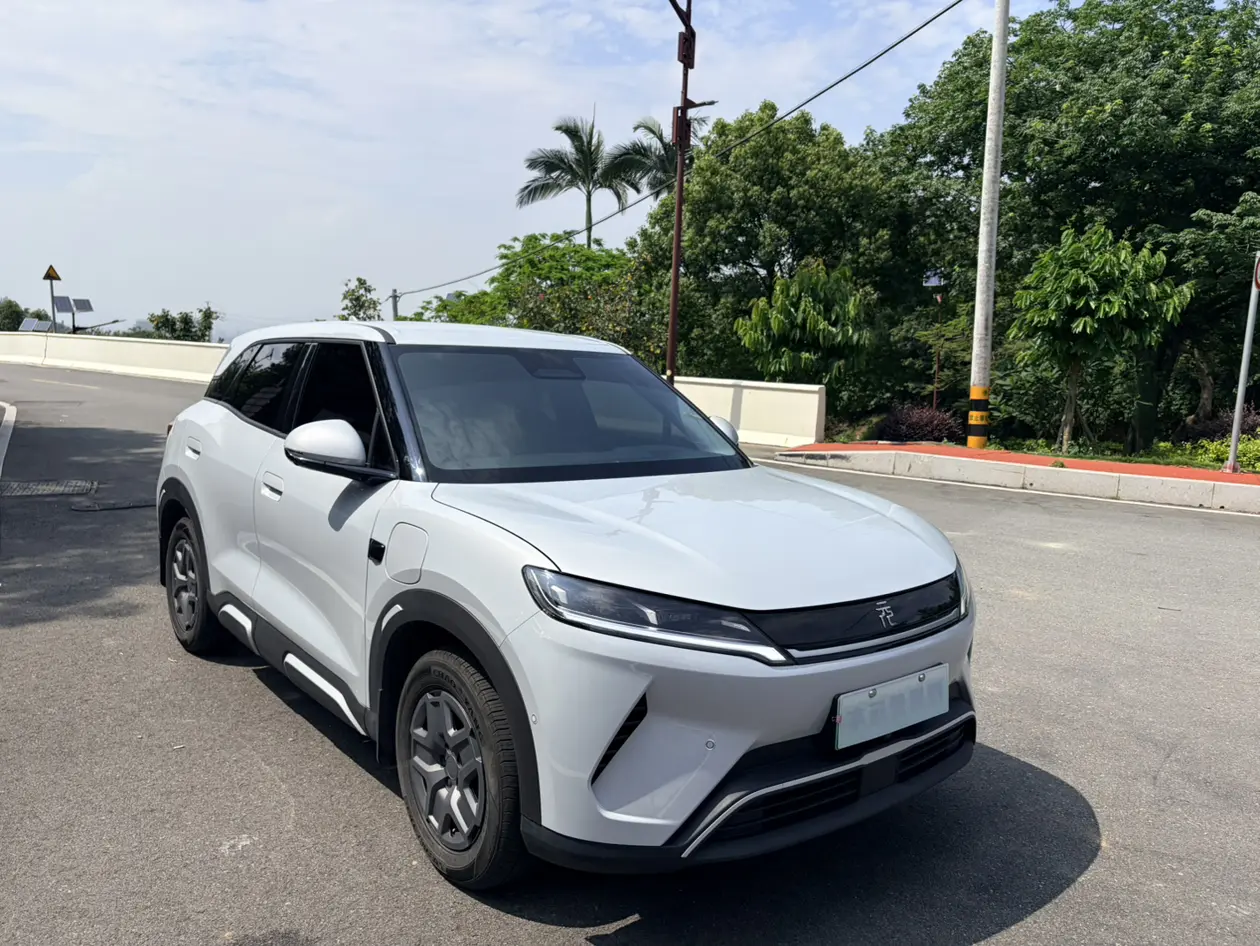 BYD Yuan UP
