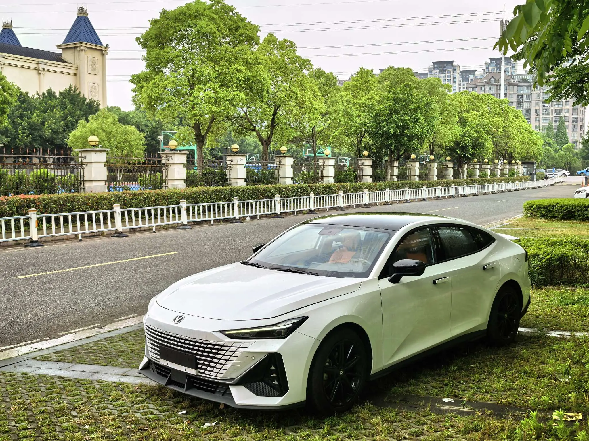 Changan UNI-V