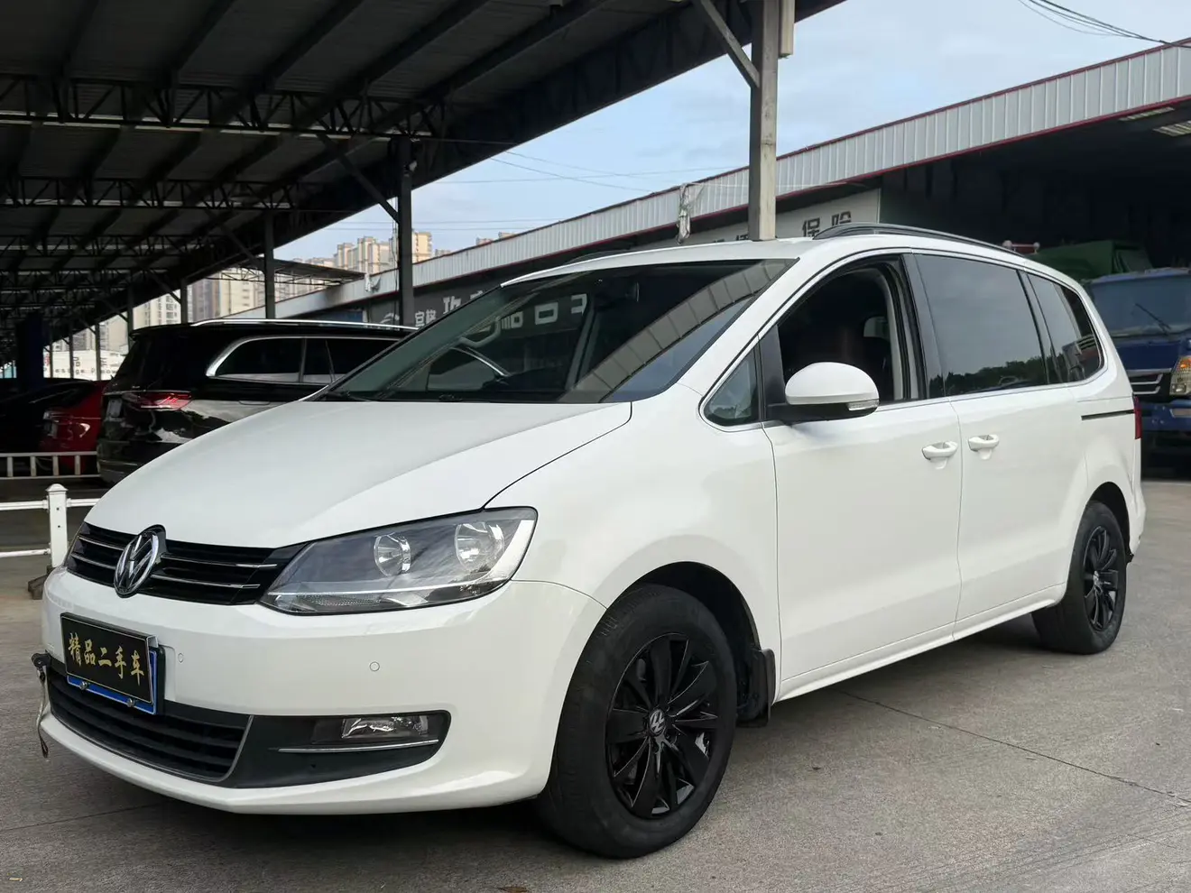 Volkswagen Sharon