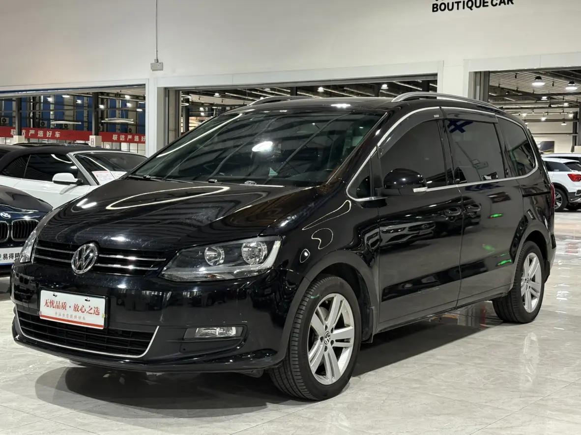 Volkswagen Sharon