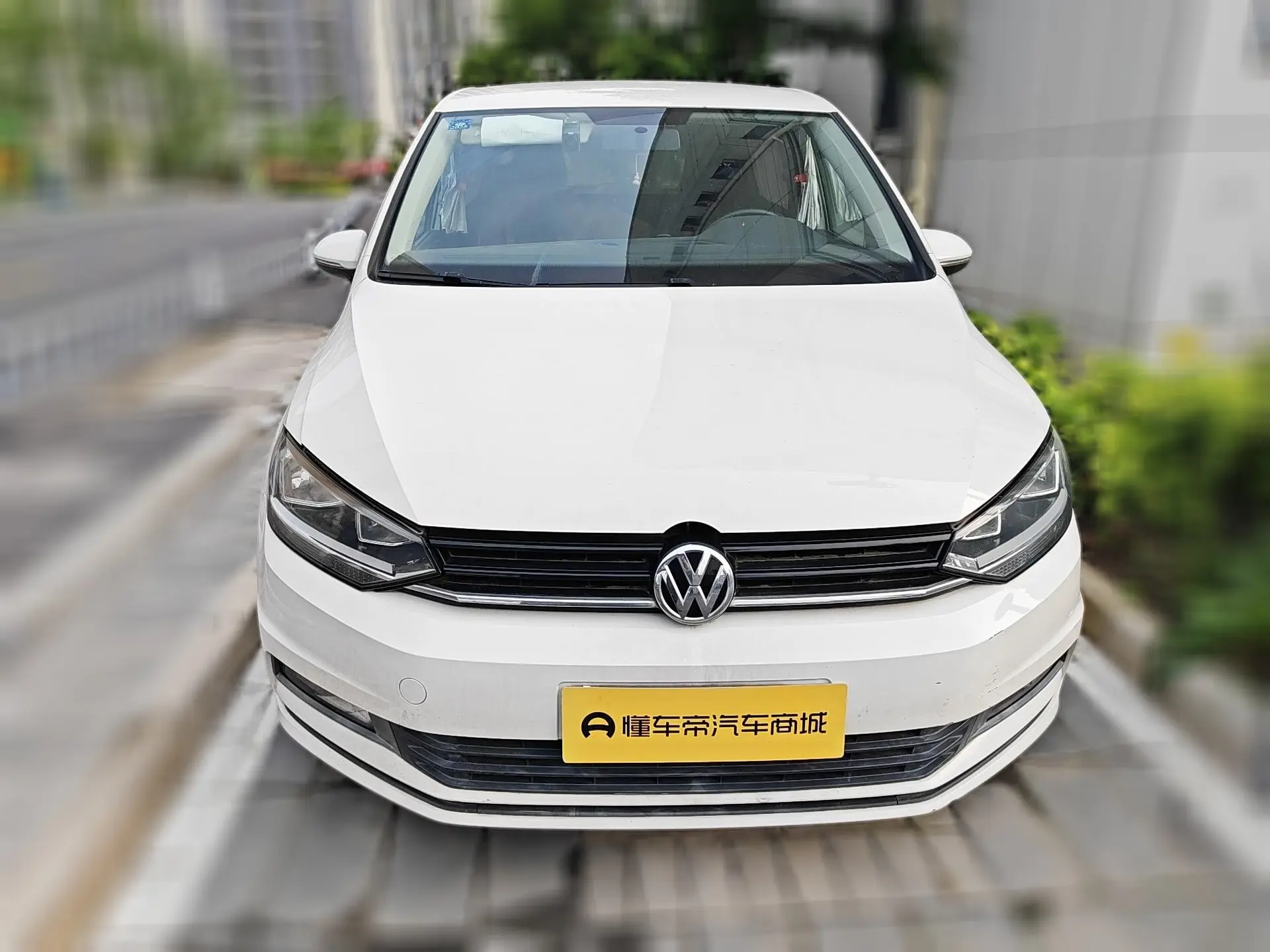 Volkswagen Touran L