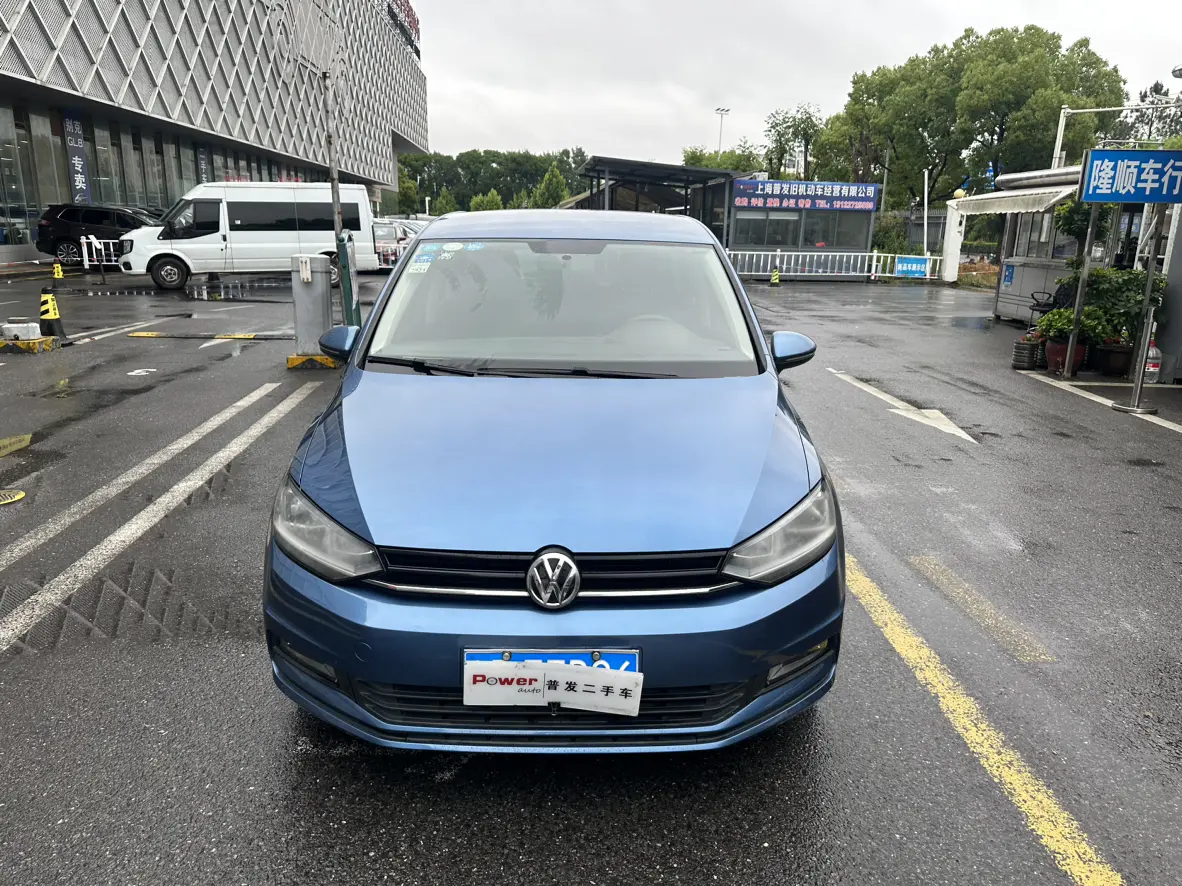 Volkswagen Touran L