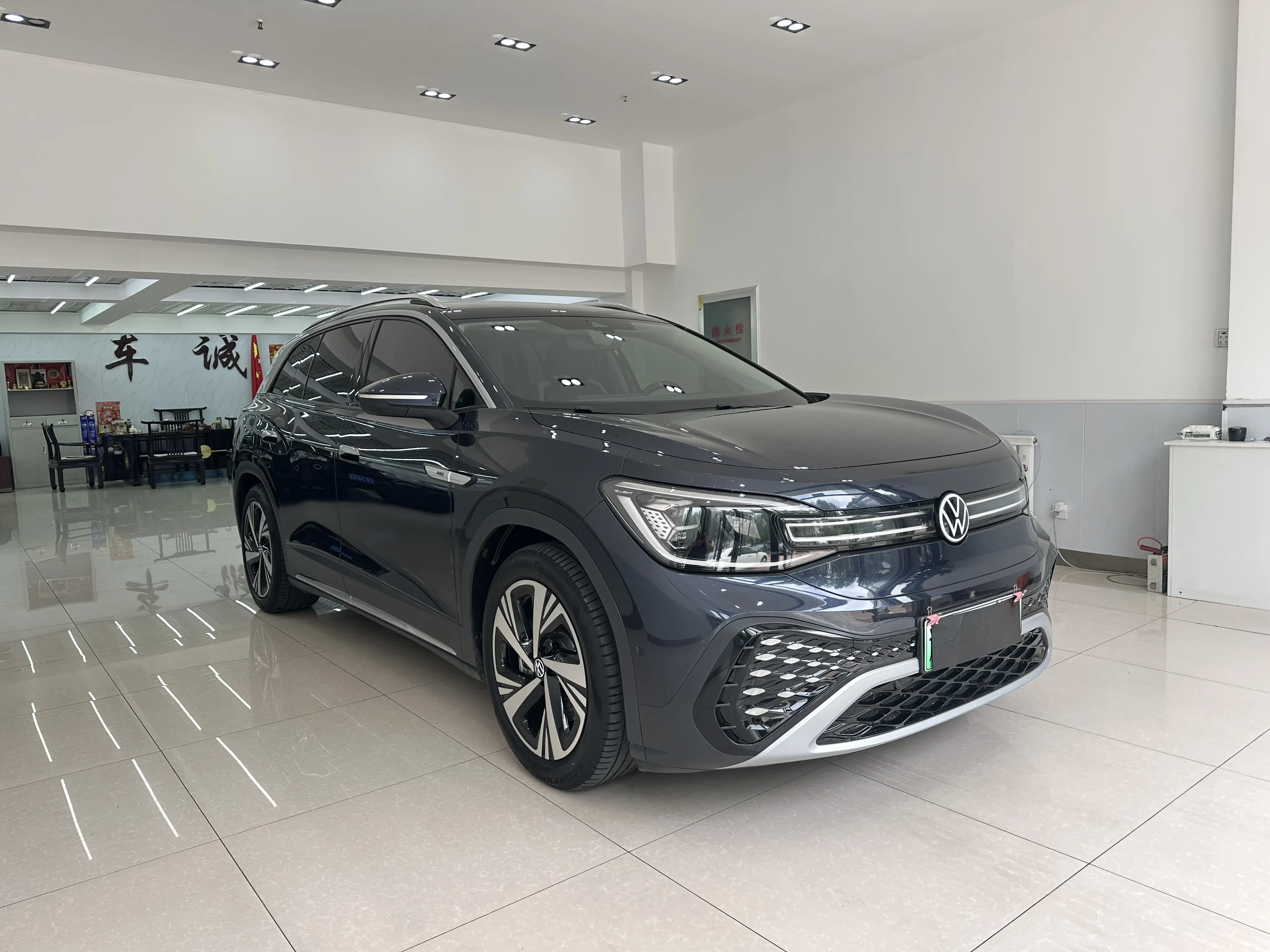 Volkswagen ID.6 CROZZ