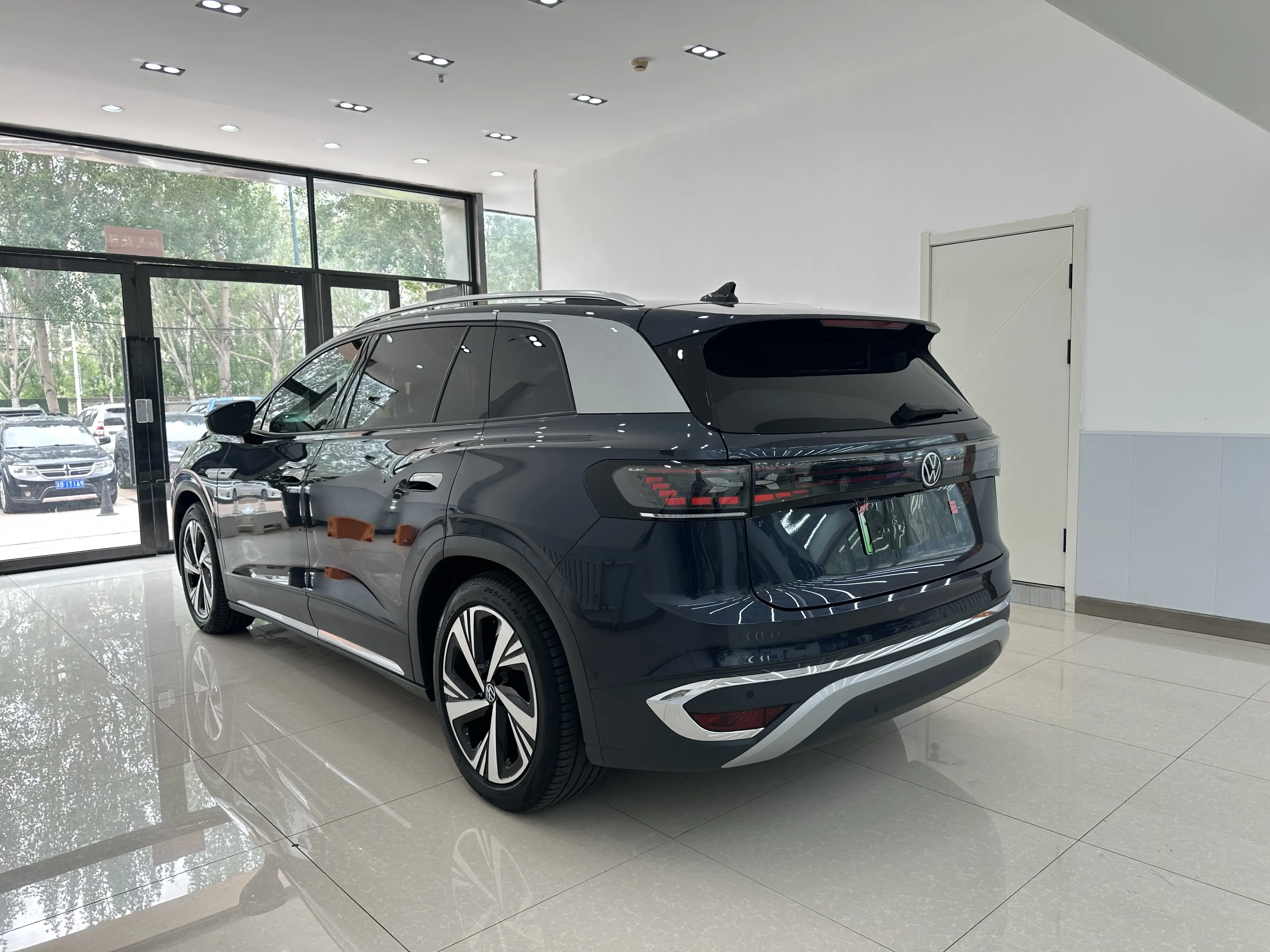 Volkswagen ID.6 CROZZ