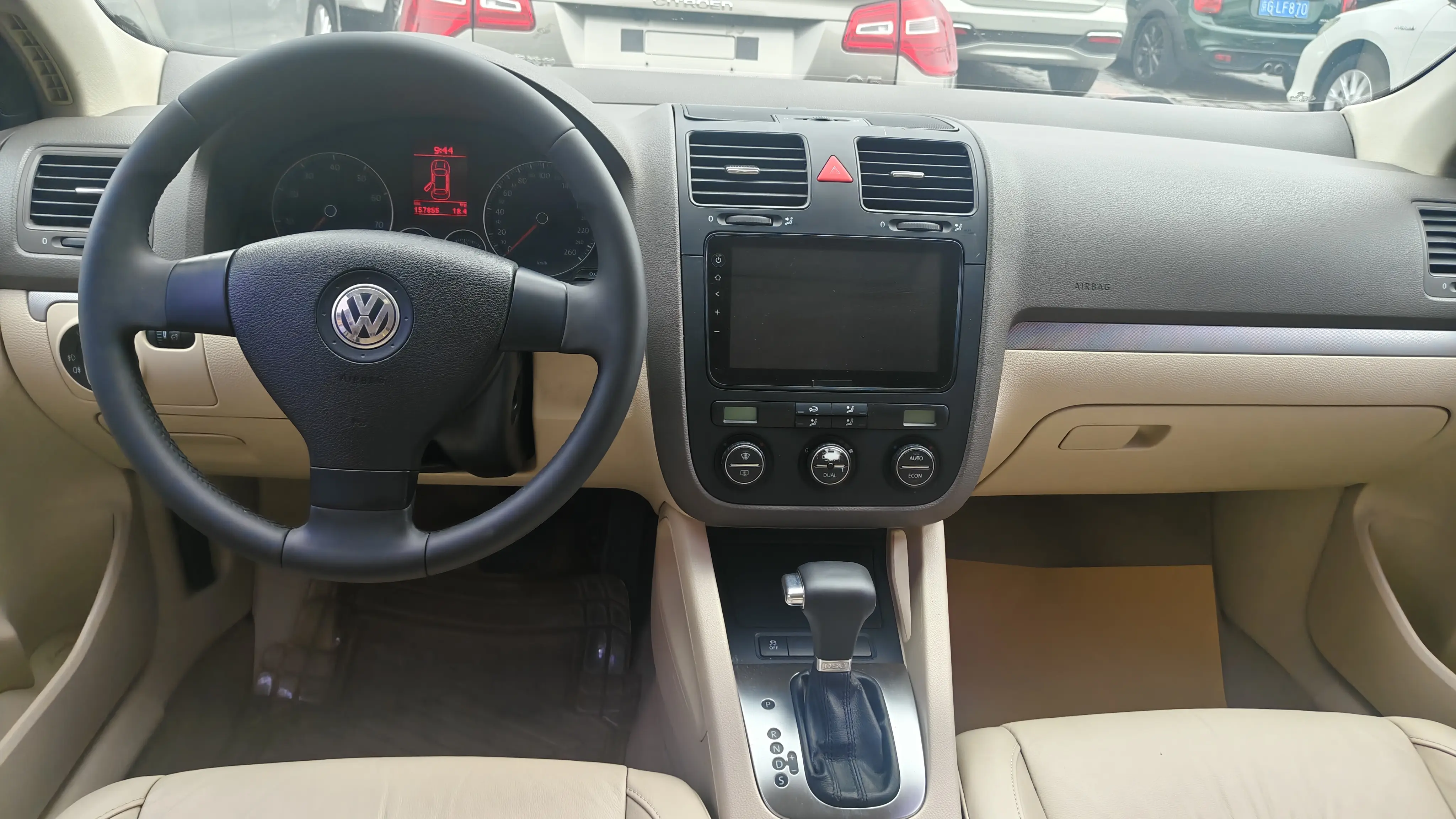 Volkswagen Sagitar