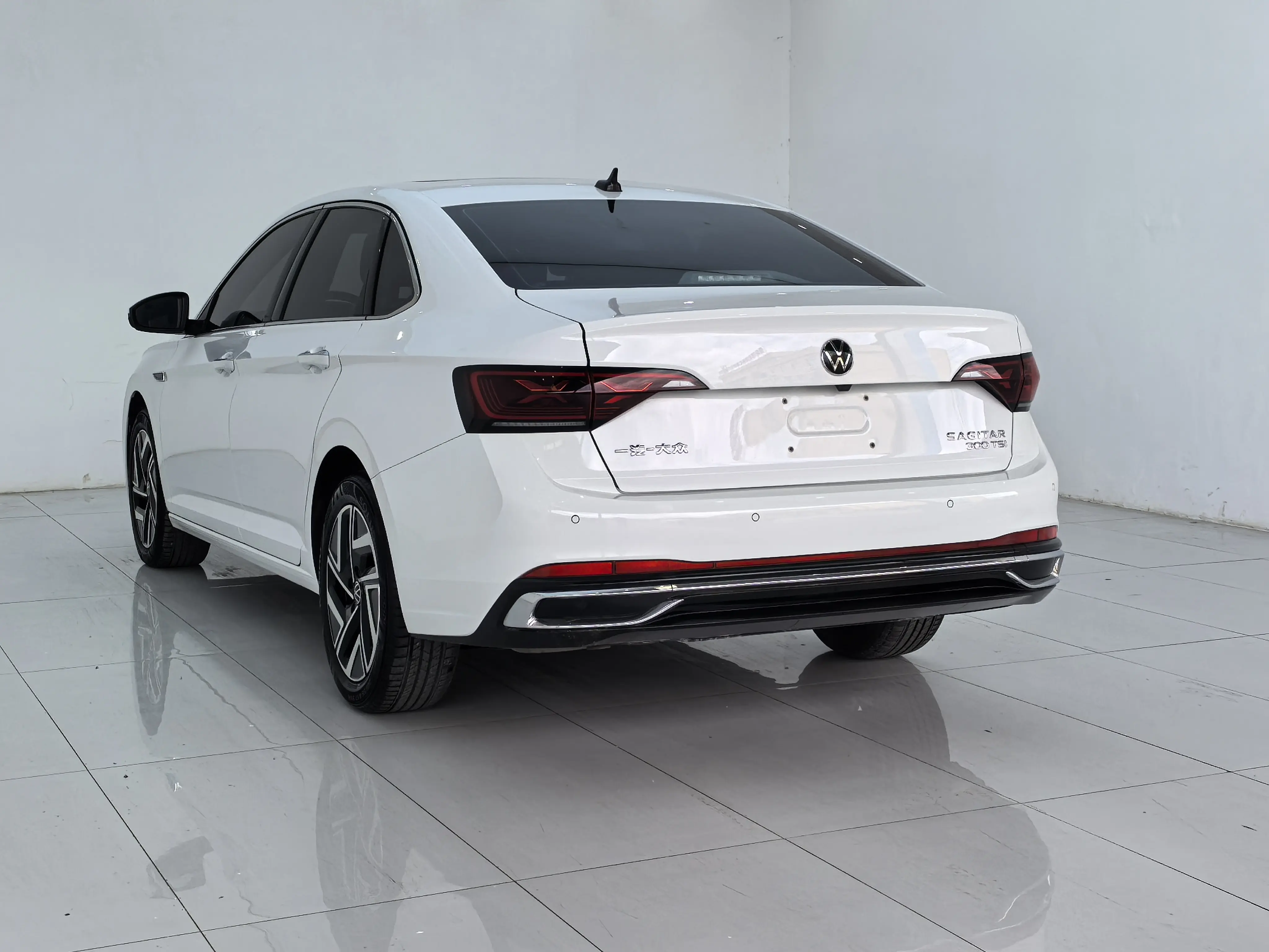 Volkswagen Sagitar