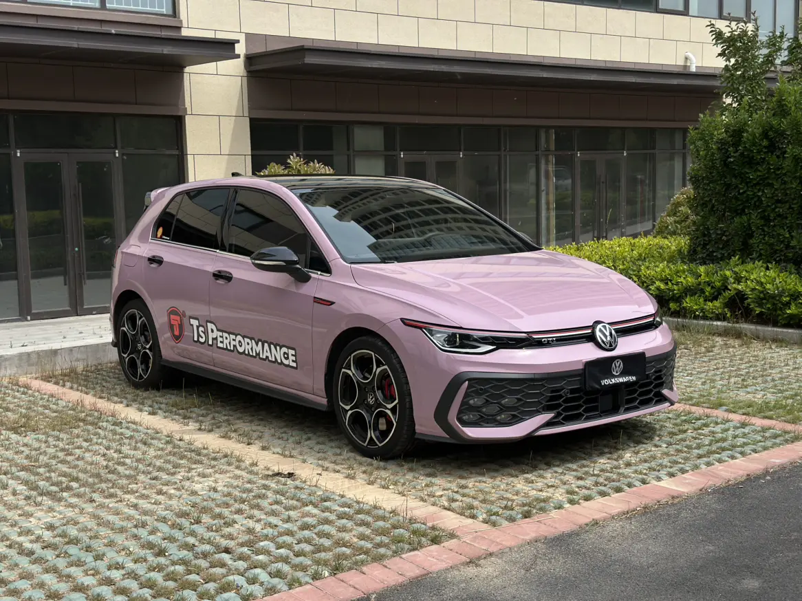 Volkswagen Golf GTI