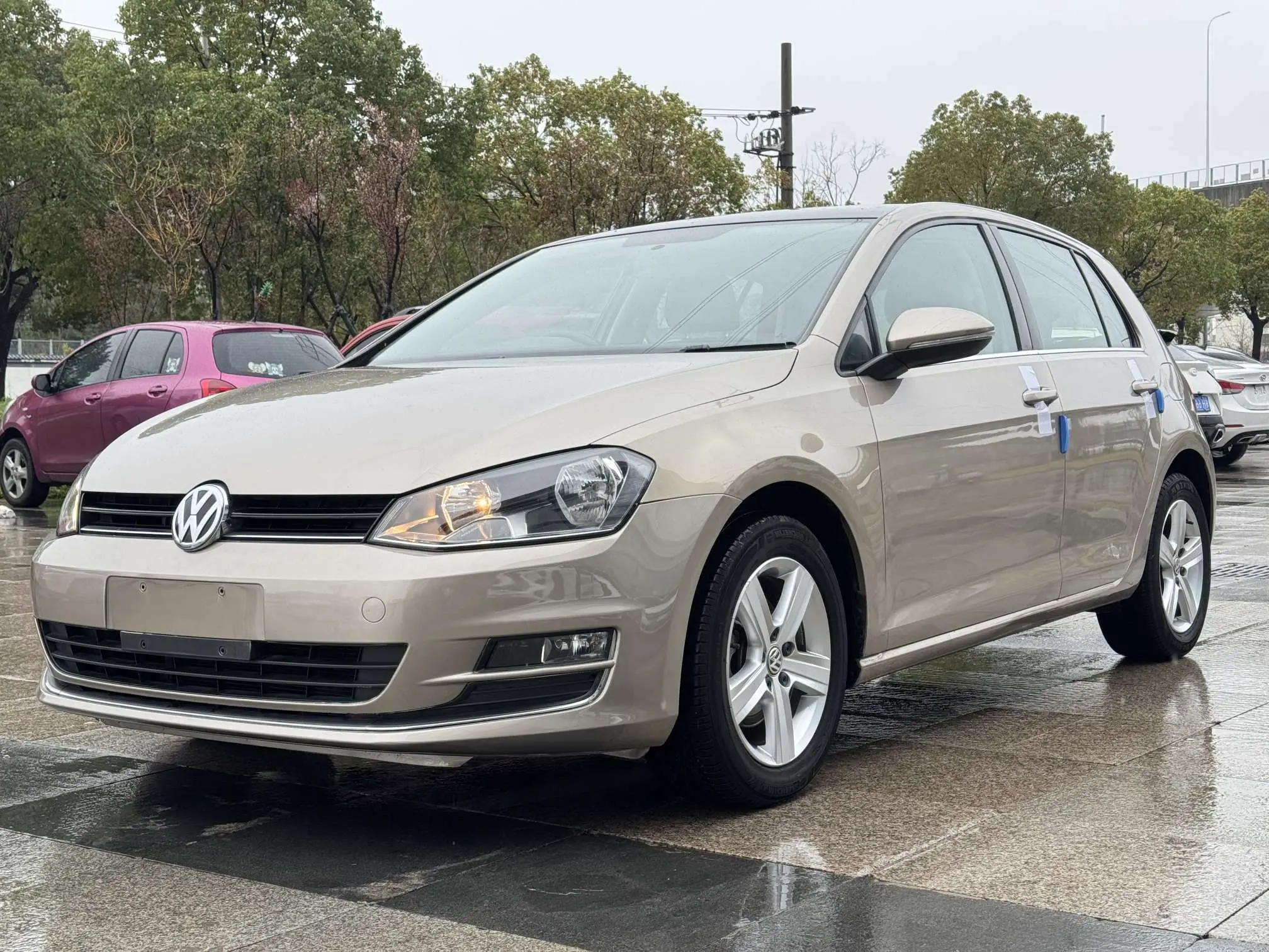 Volkswagen golf