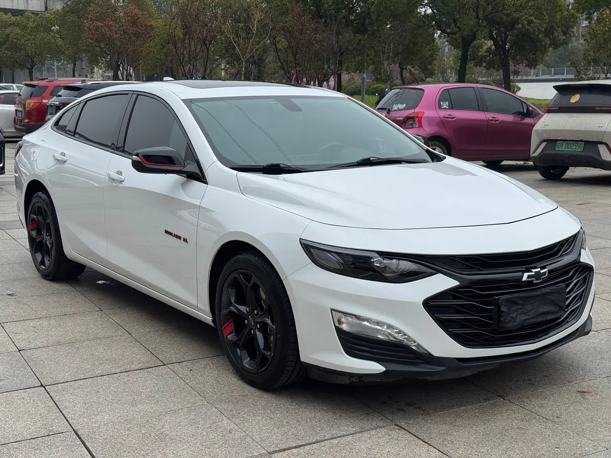 Chevrolet Malibu XL