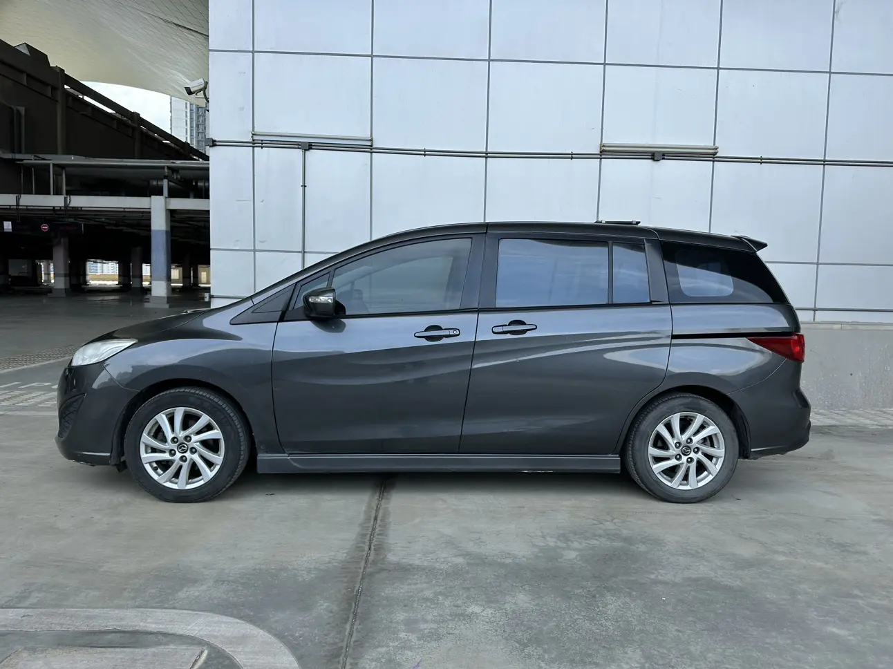 Mazda 5