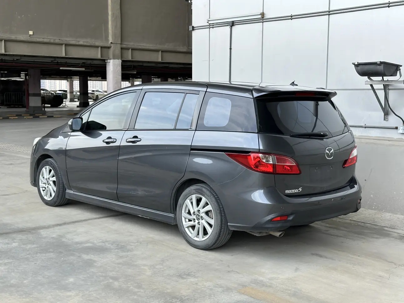Mazda 5