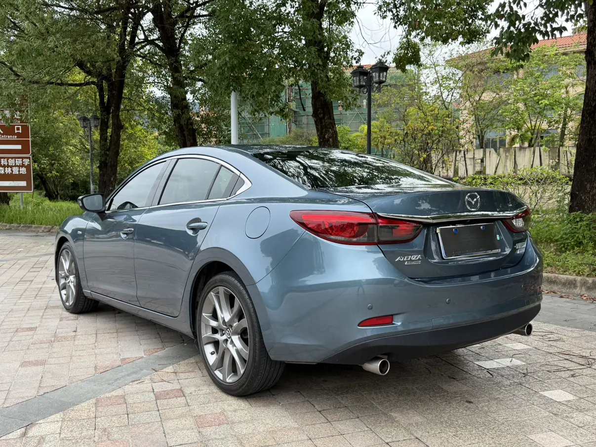 Mazda Atenza