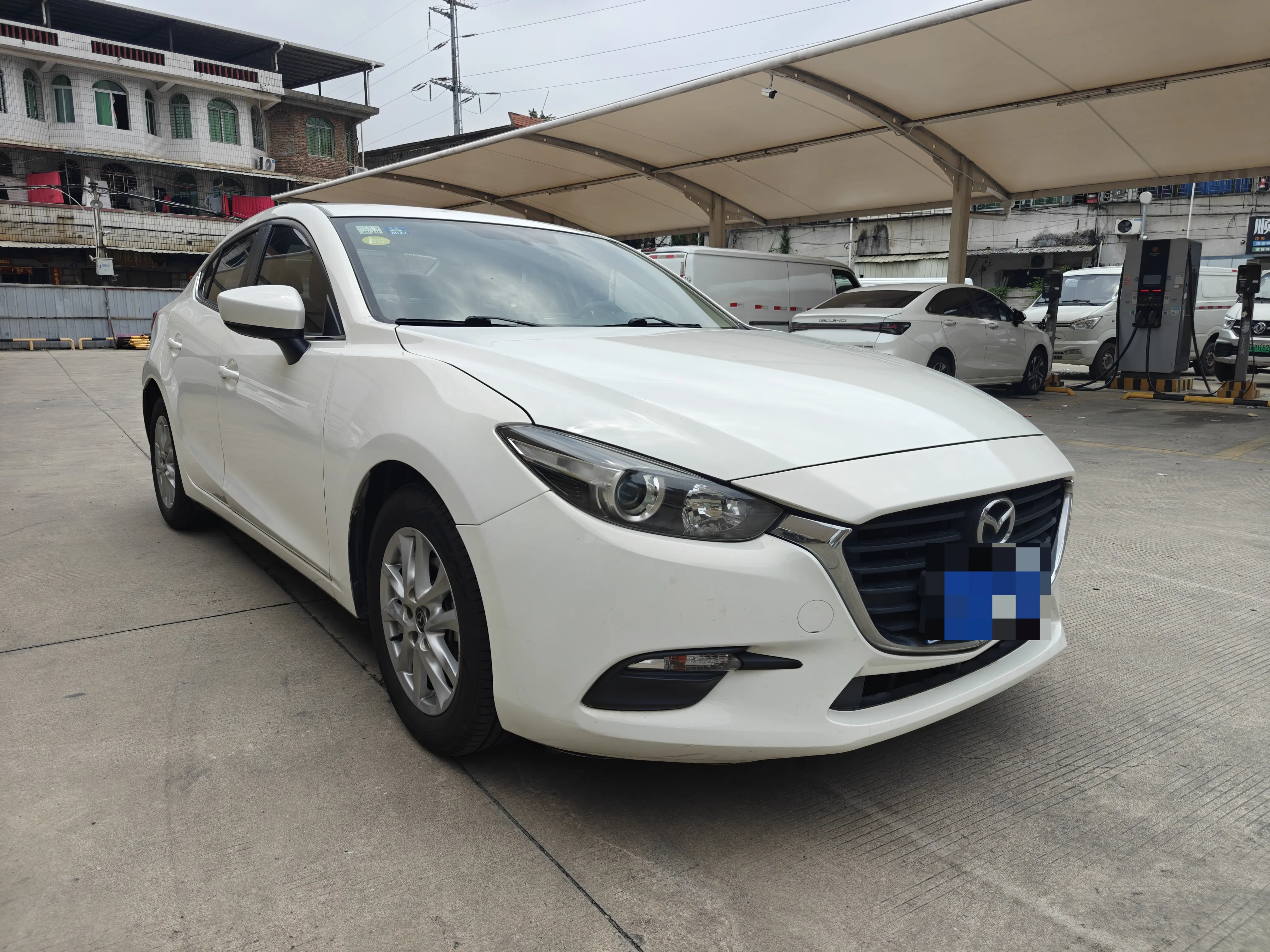 Mazda Axela