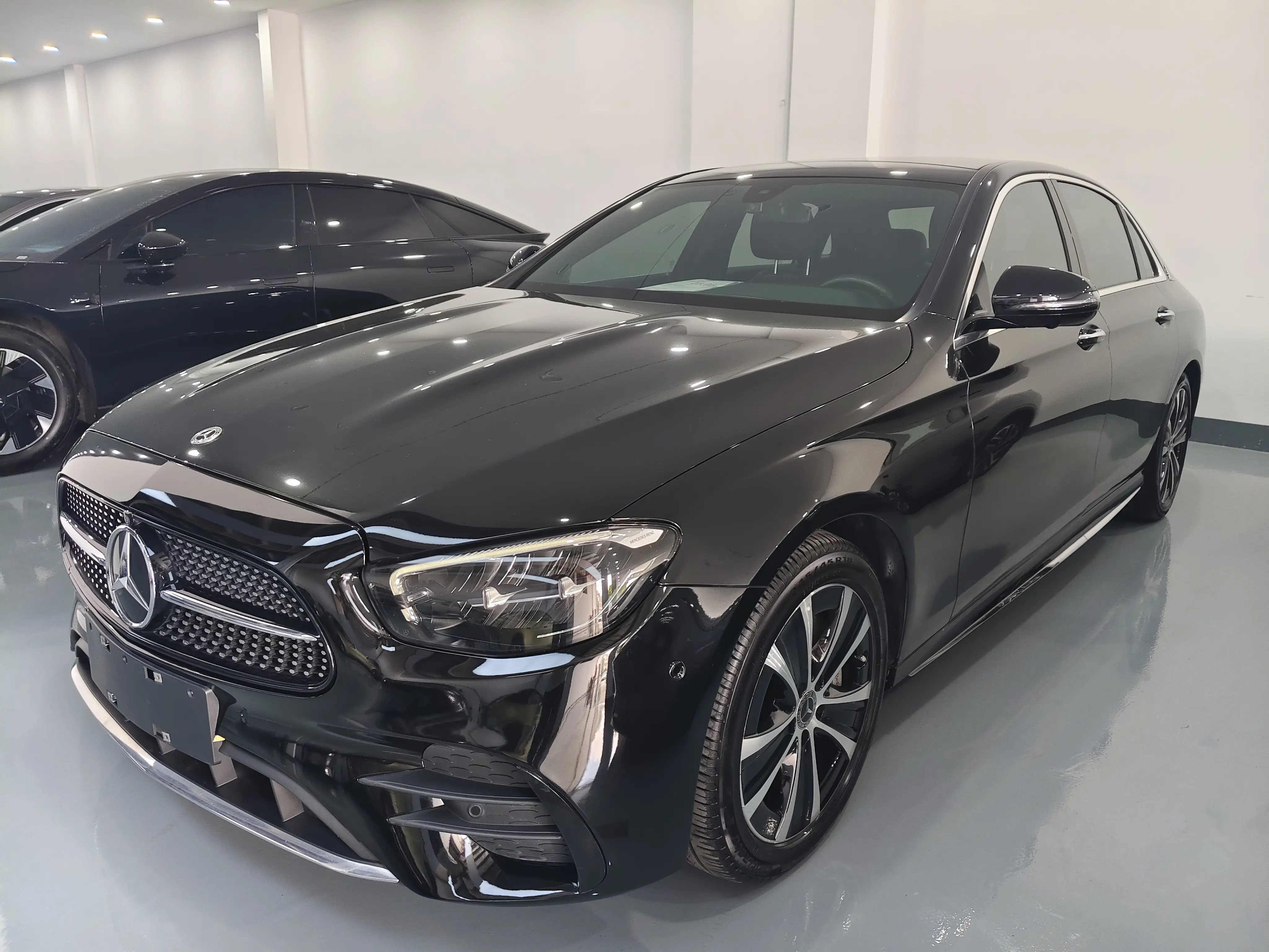Mercedes-Benz E-Class PHEV