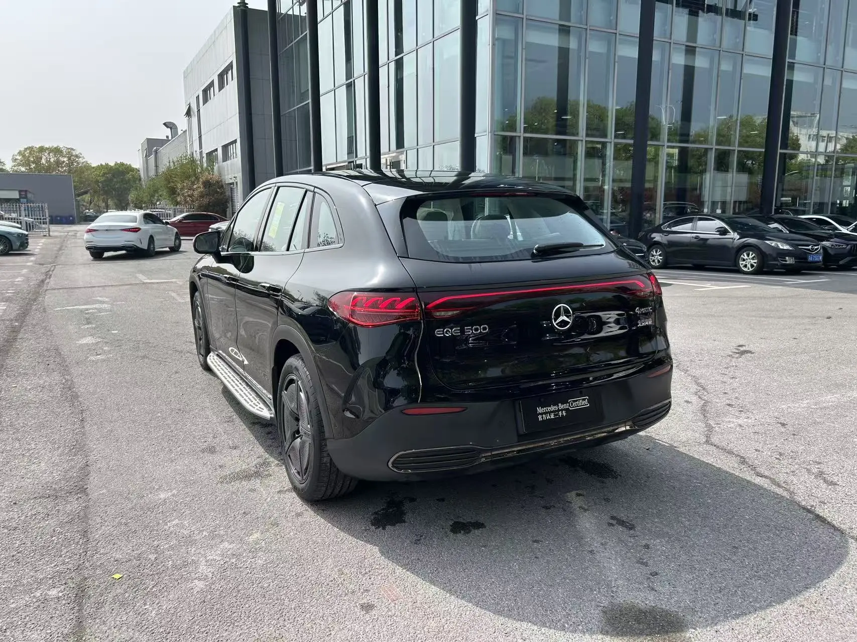 Mercedes-Benz EQE SUV