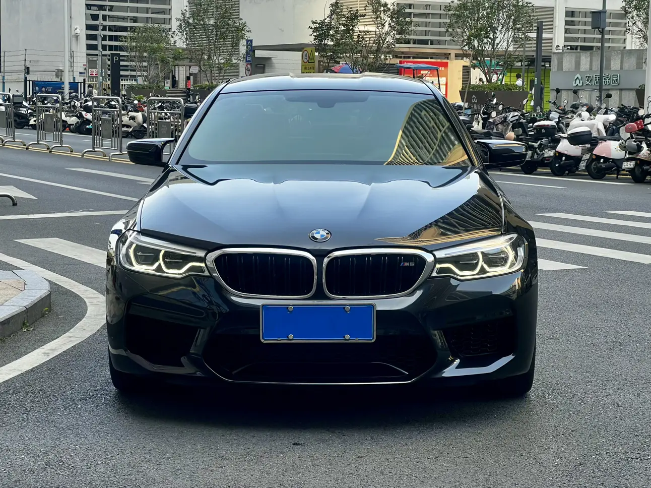 BMW M5