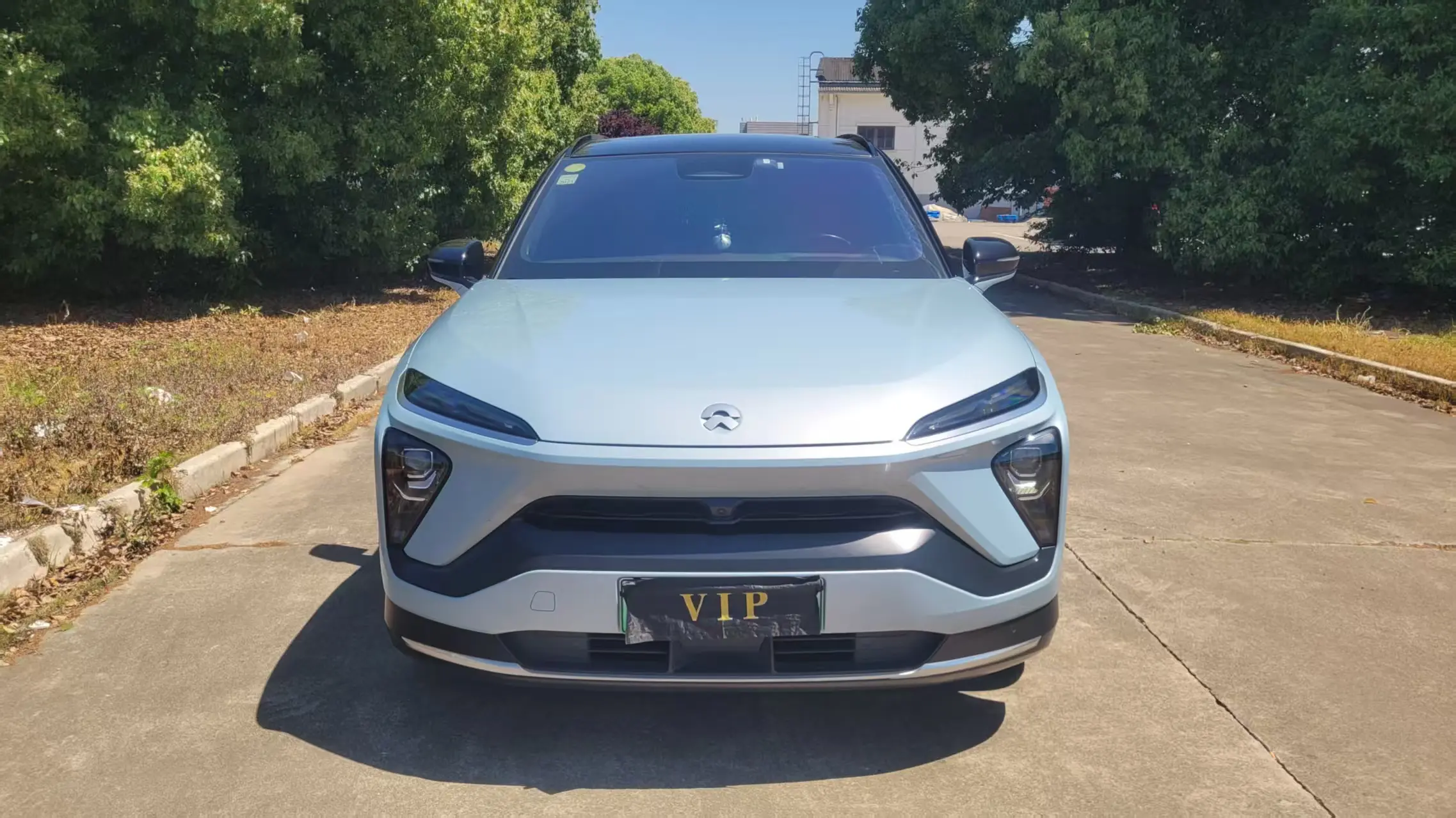 NIO ES6