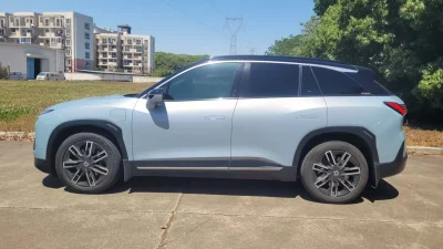NIO ES6