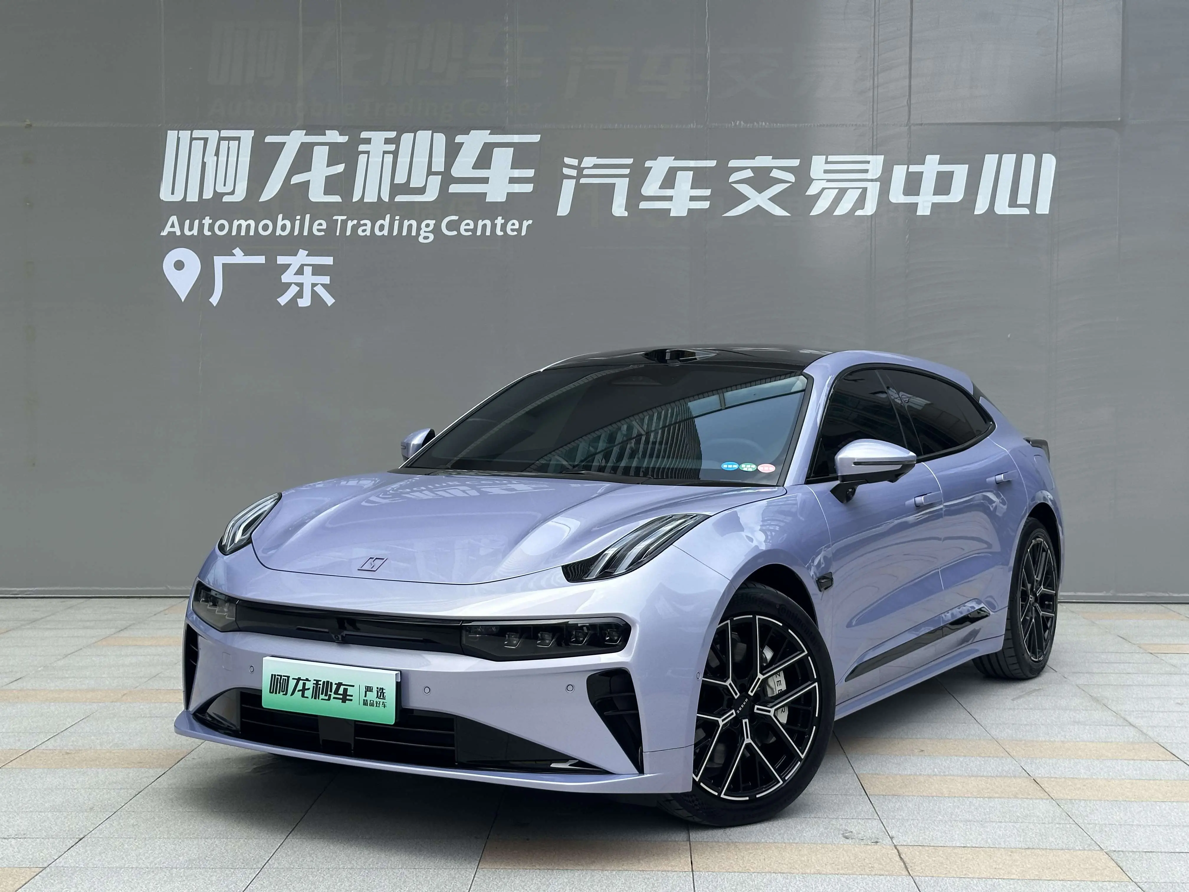 ZEEKR 001