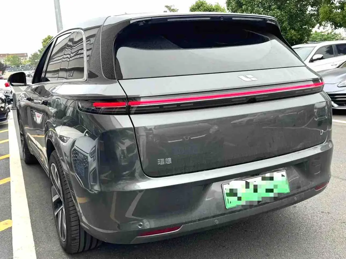 Lixiang L7