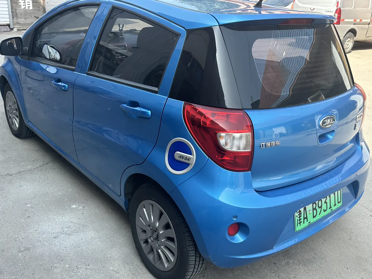 JAC iEV6E