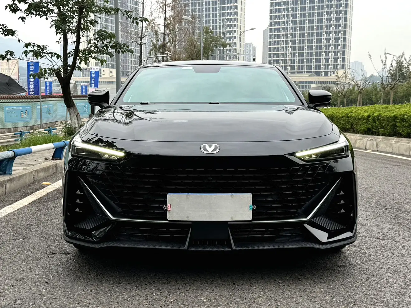 Changan UNI-V