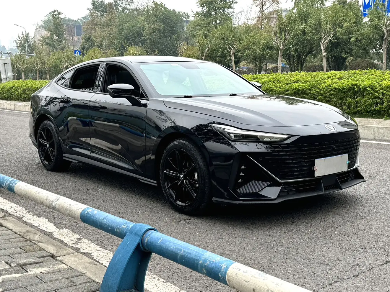 Changan UNI-V