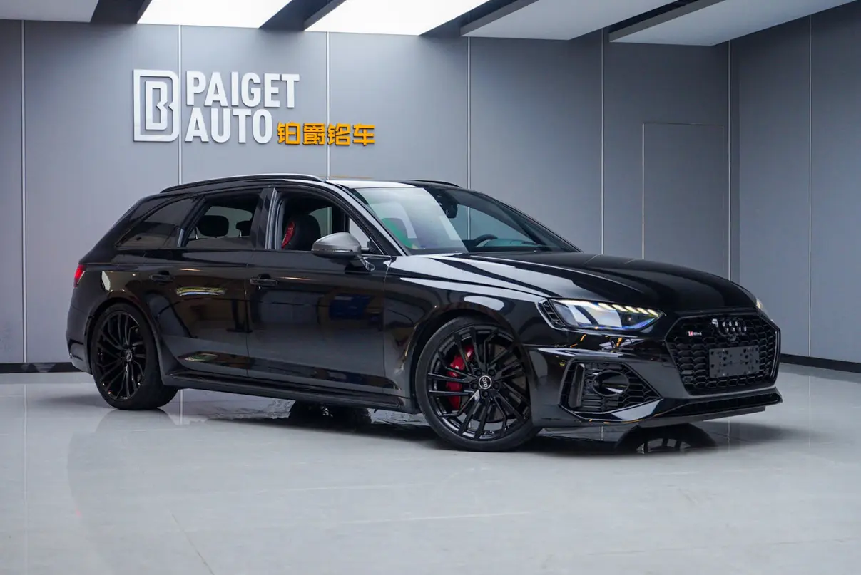 Audi RS 4