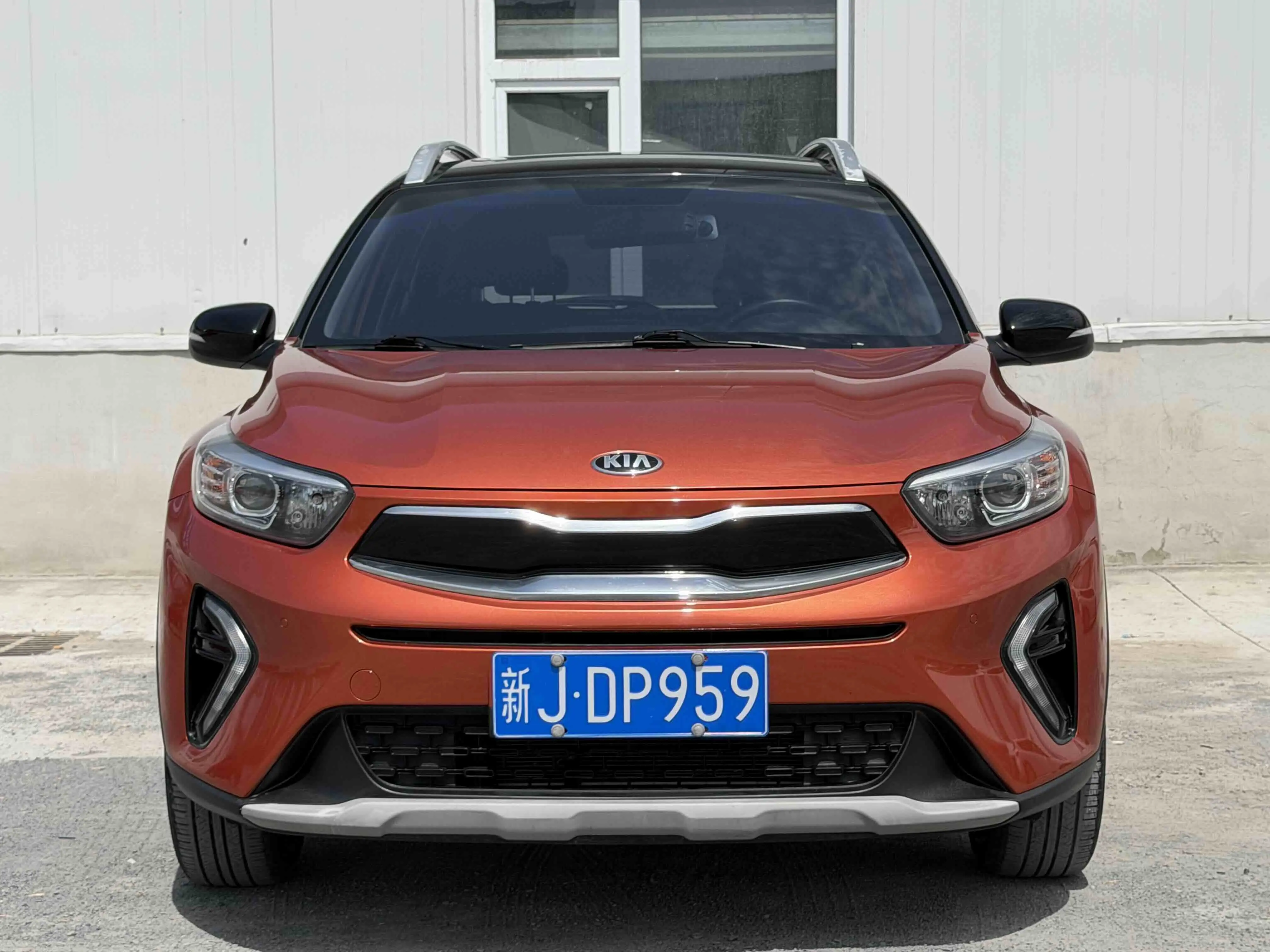 Kia KX1
