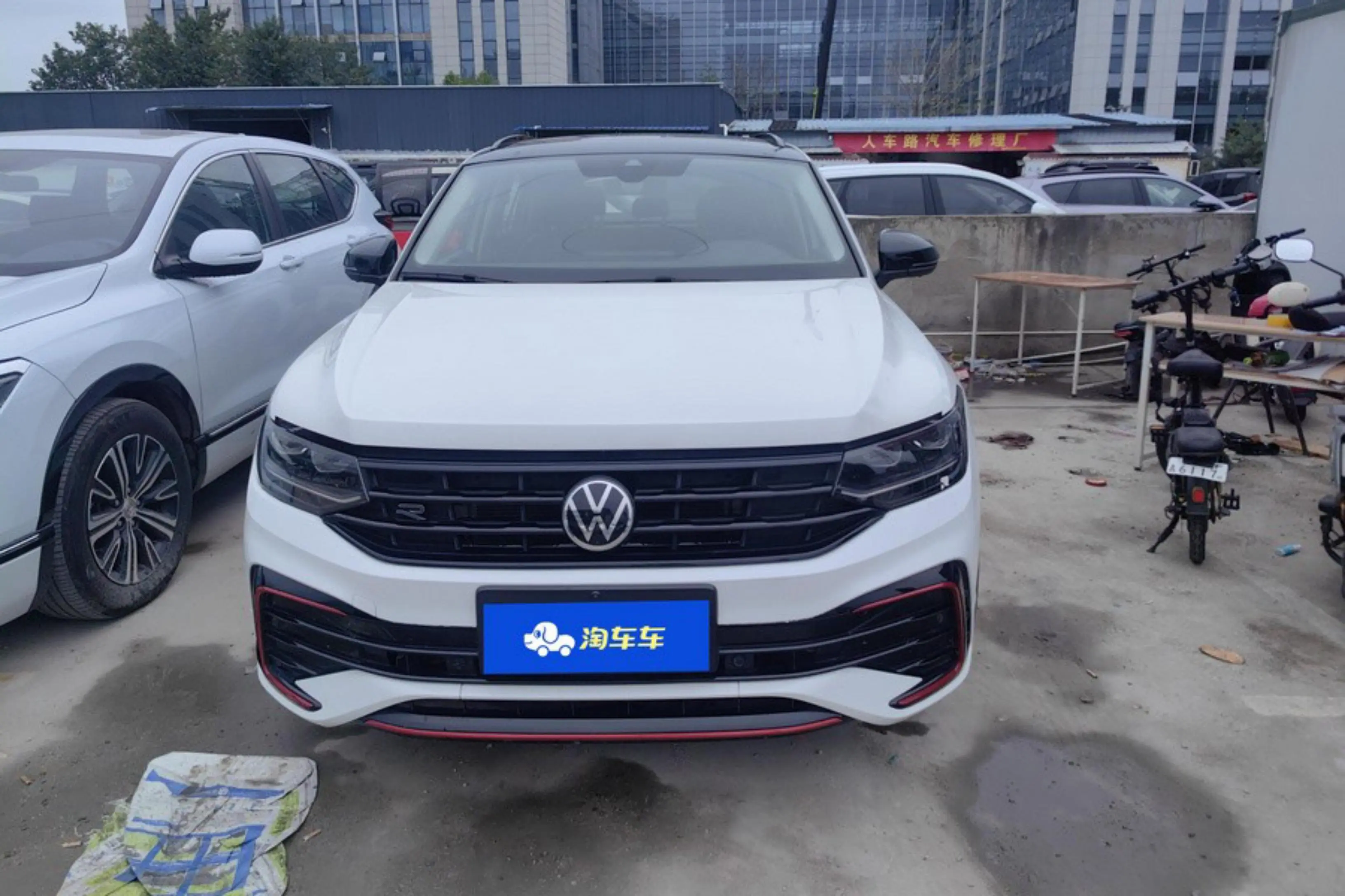Volkswagen TiguanX