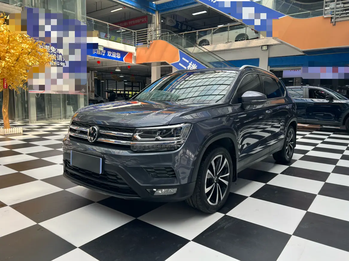 Volkswagen Tharu
