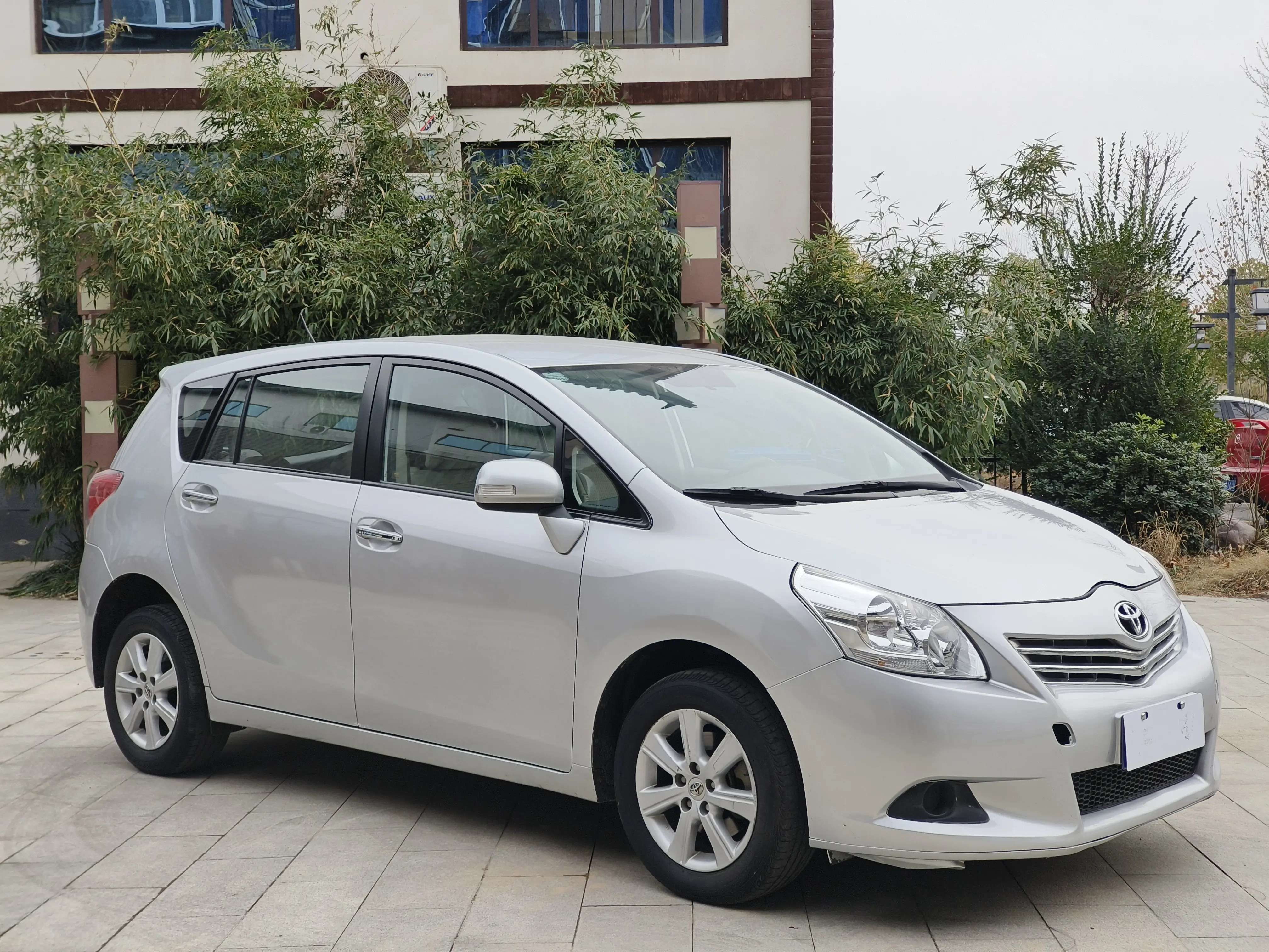 Toyota Verso / EZ