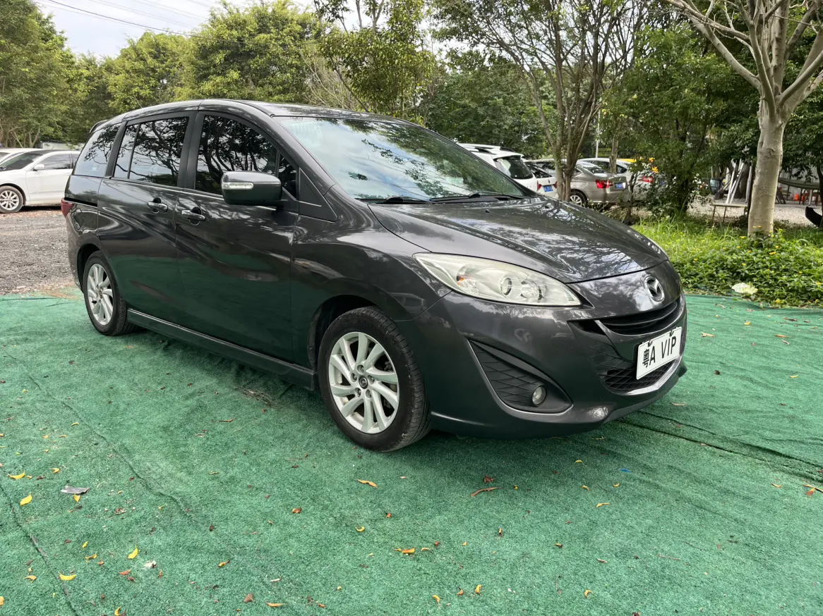 Mazda 5